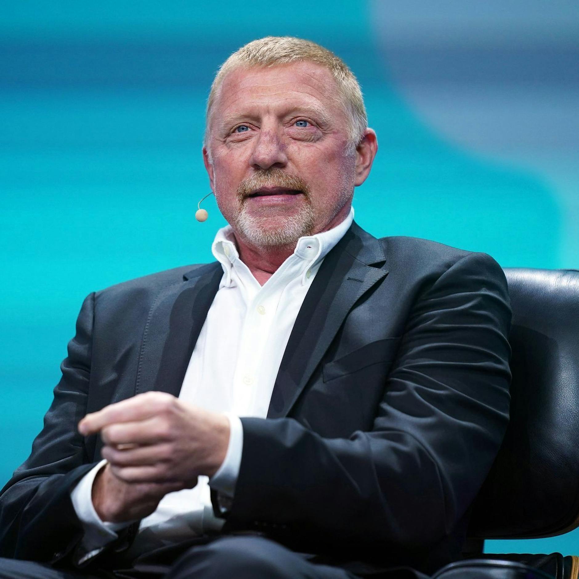 Image - Boris Becker und eine dürftige Signierstunde in Berlin-Charlottenburg