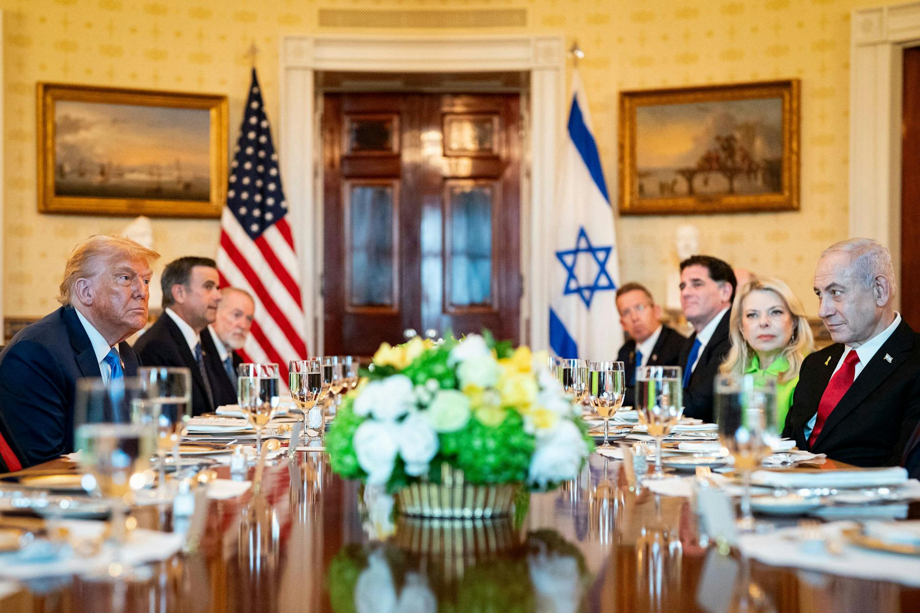 Donald Trump und Benjamin Netanjahu im Weißen Haus