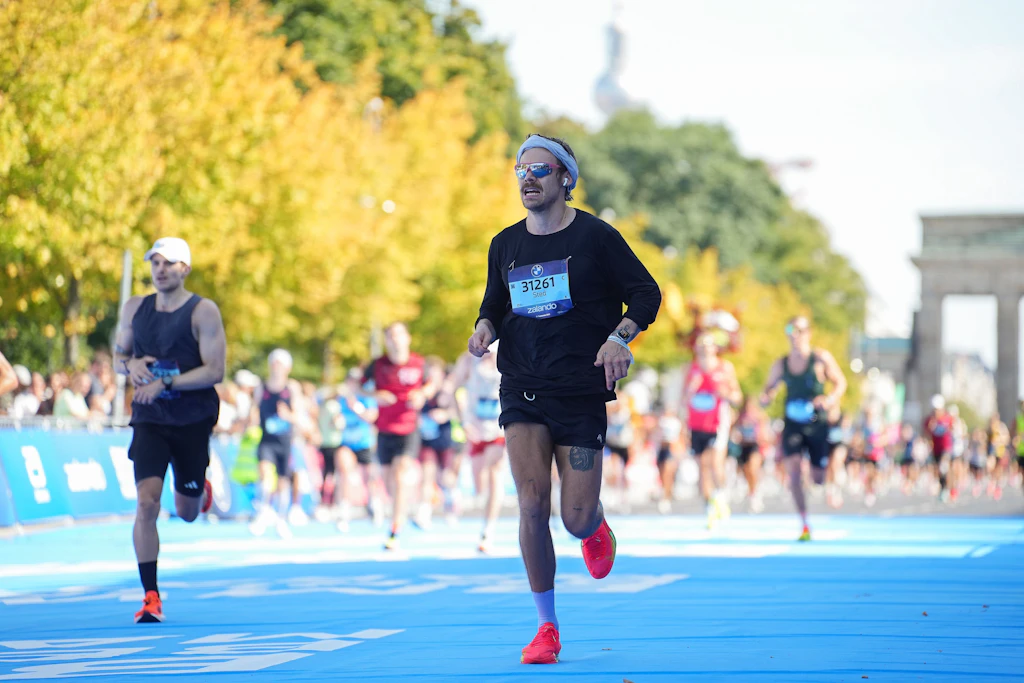 Berlin Maratonunda hangi kıyafet Harry Styles giyiyordu?