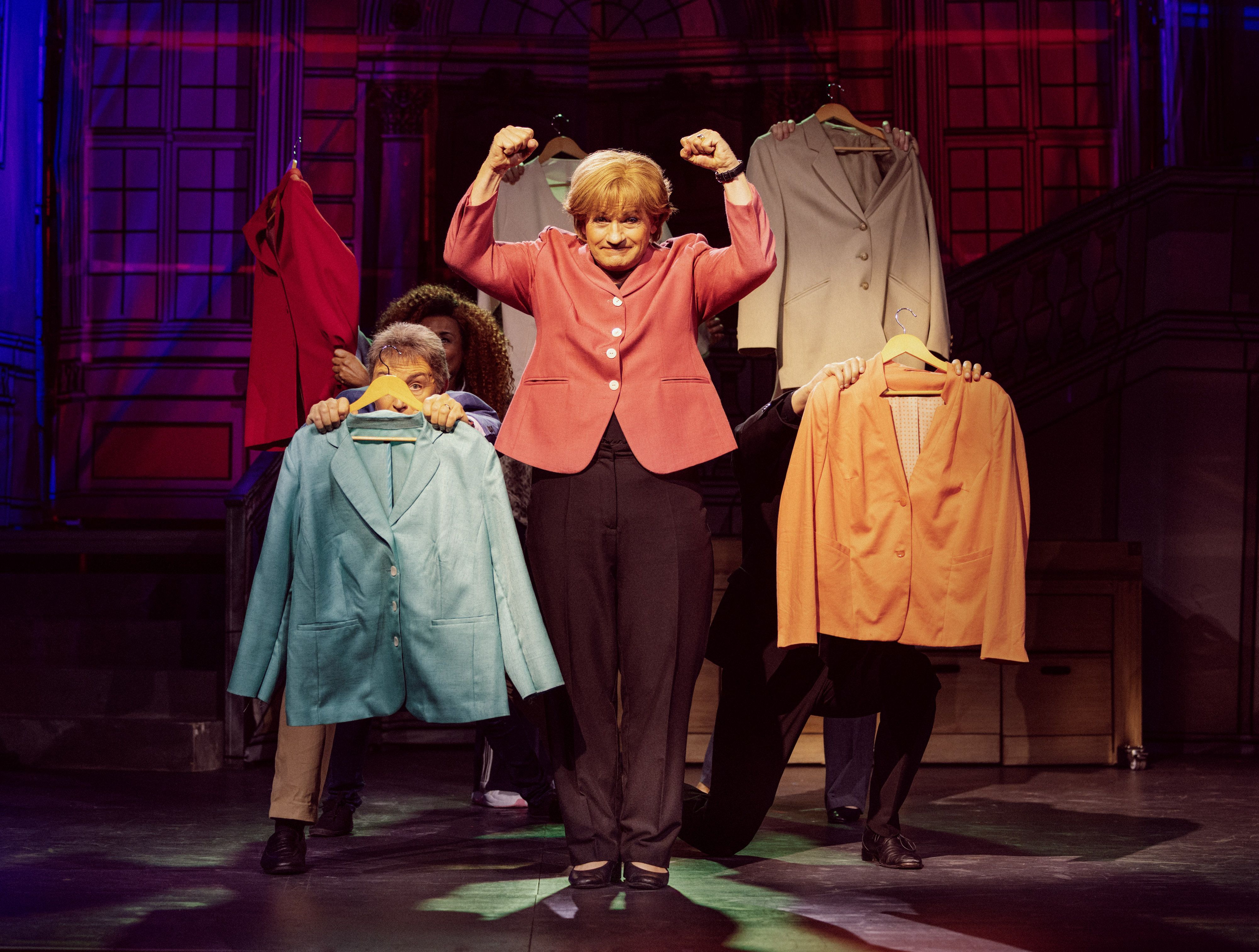 Image - Sie schafft auch das: Die Komödie zeigt hinreißend „Miss Merkel in der Uckermark“