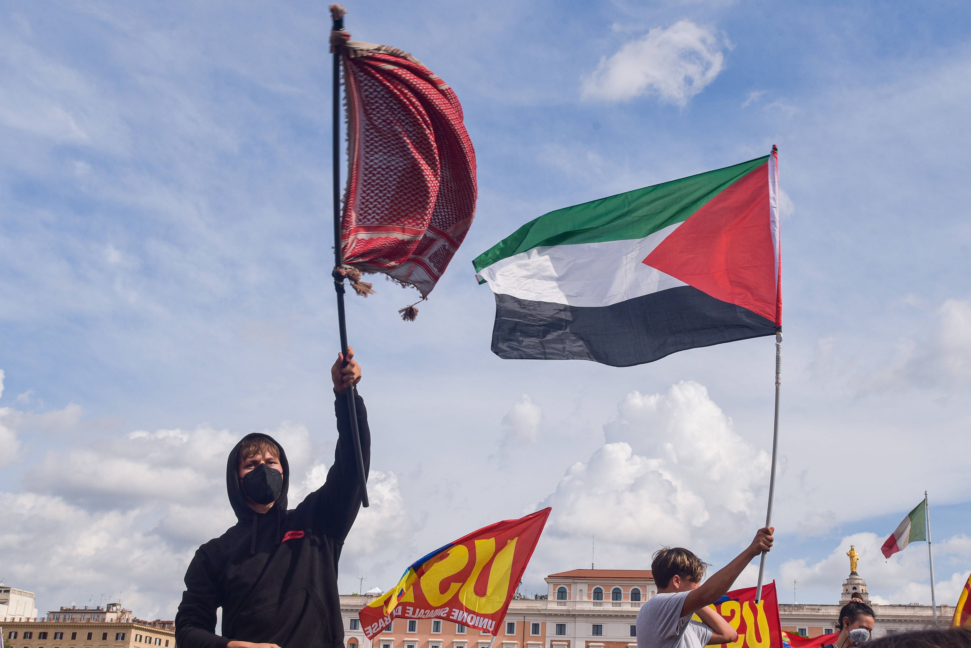 Krawalle in Italien wegen Gaza: Rauchbomben, Autobahnblockaden, Schulen geschlossen