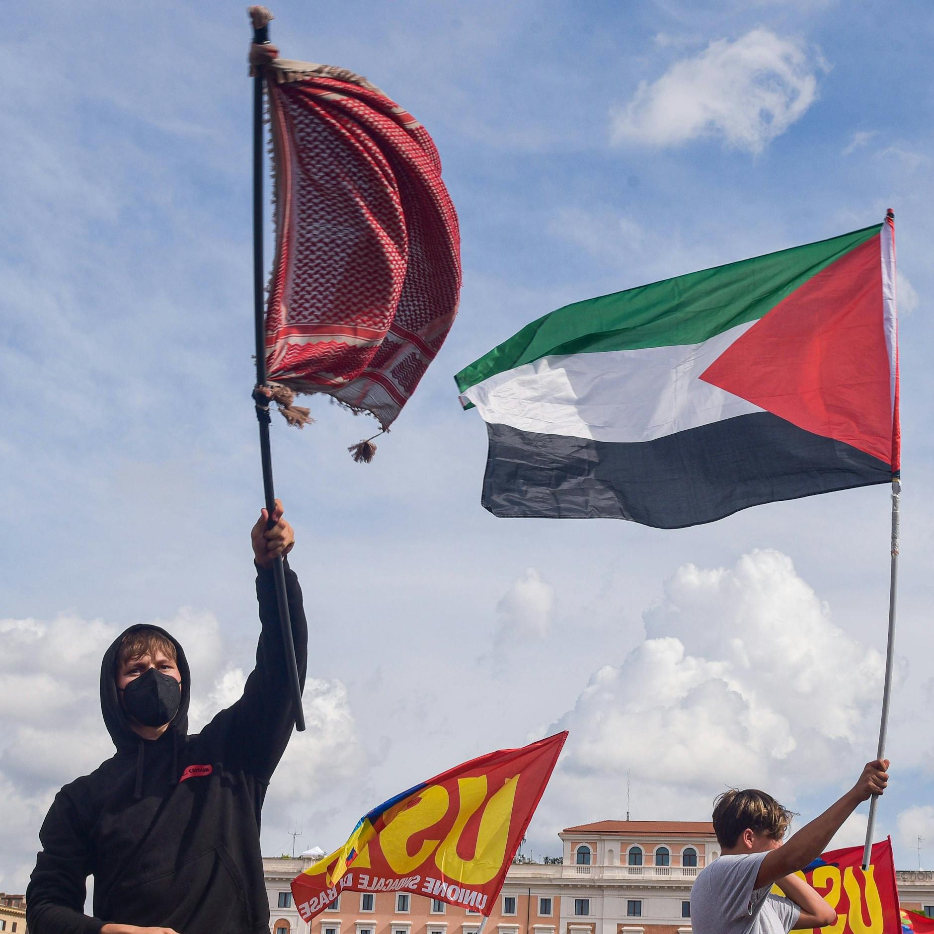 Image - Krawalle in Italien wegen Gaza: Rauchbomben, Autobahnblockaden, Schulen geschlossen