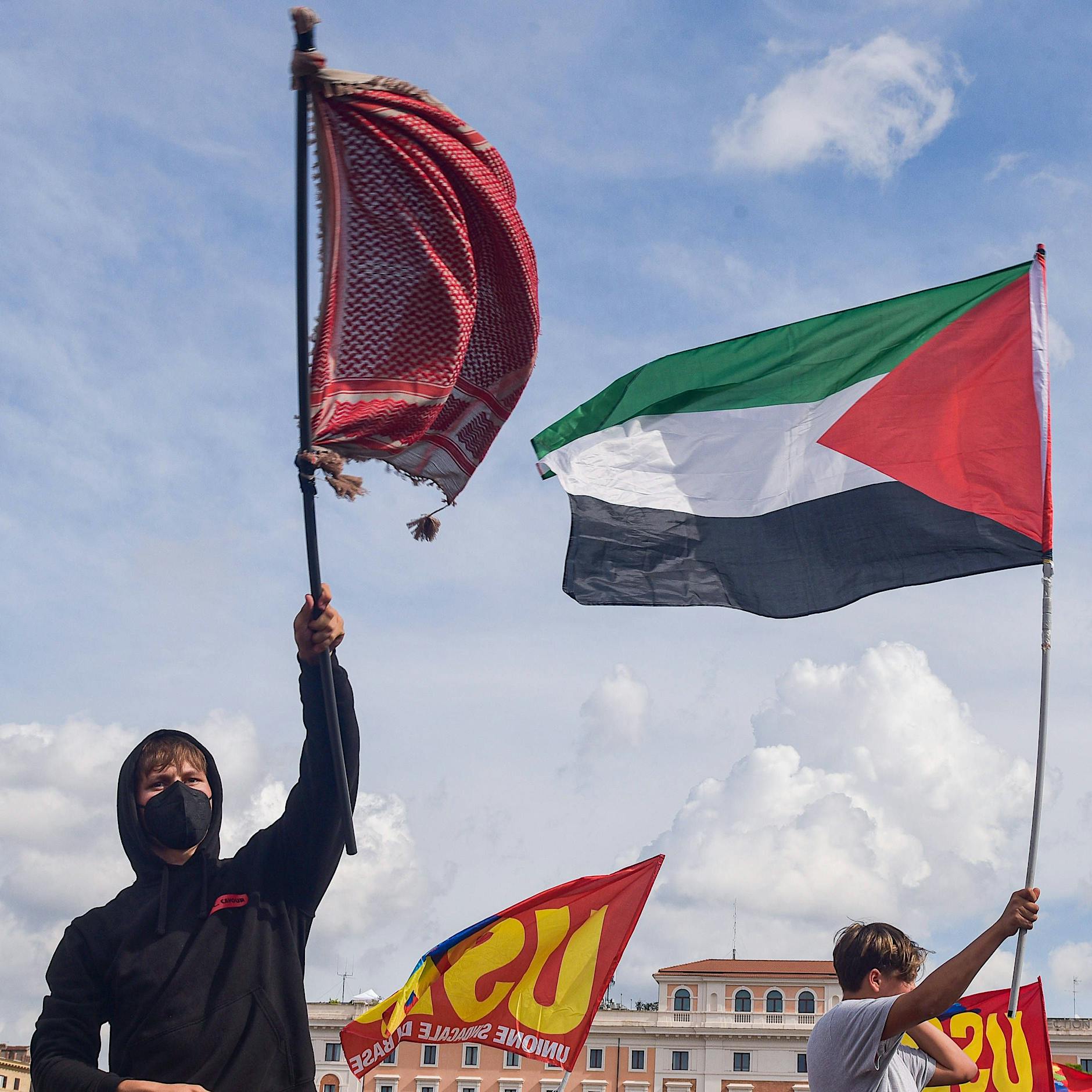 Krawalle in Italien wegen Gaza: Rauchbomben, Autobahnblockaden, Schulen geschlossen