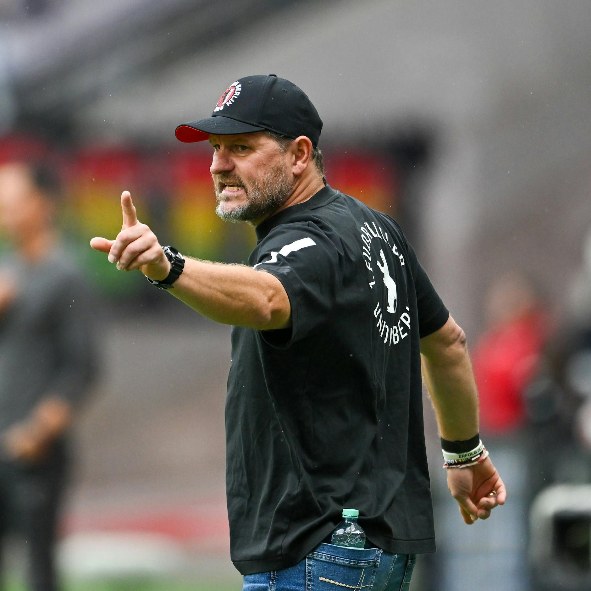 Image - 11Freunde-Chef attackiert Steffen Baumgart: „Auf Dauer ein bisschen peinlich“