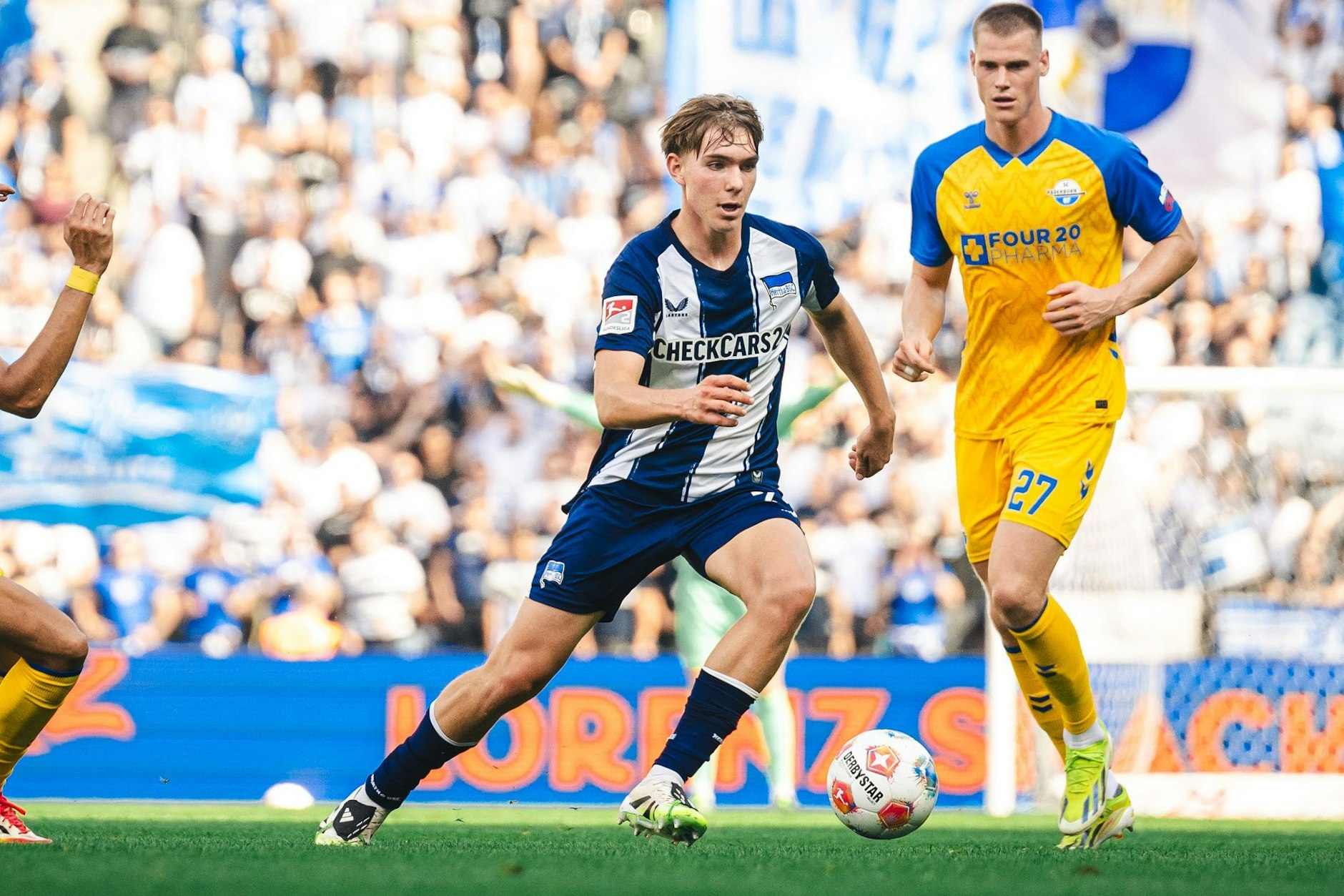 Auch wenn es beim 0:2 gegen Paderborn einen Rückschlag gab: Kennet Eichhorn steht ganz am Anfang einer (hoffentlich) großen Karriere, ist gerade ein Lichtblick in mal wieder trüben Hertha-Zeiten.