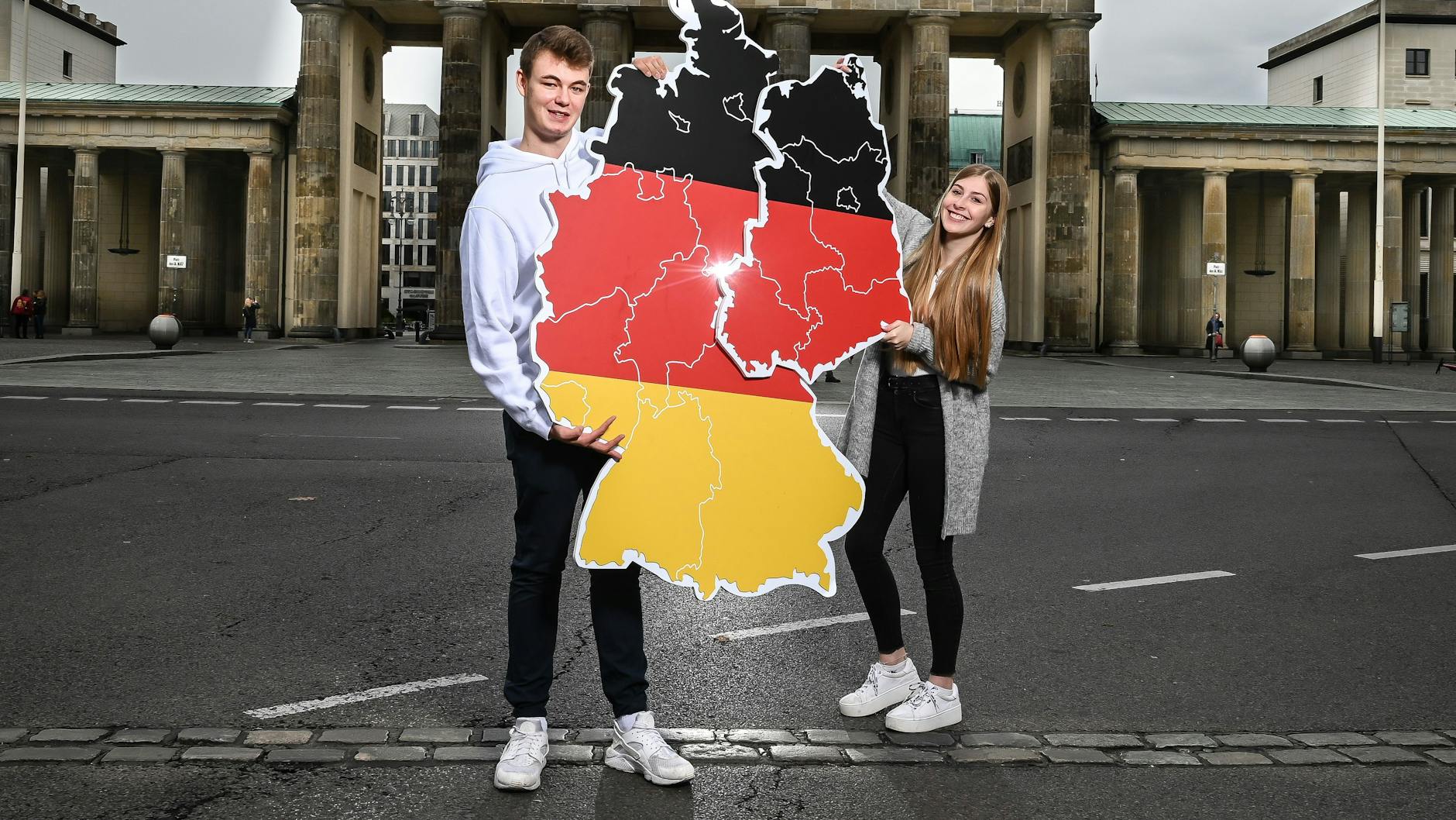 Haben Seltenheitswert: Laut einer Befragung aus dem Jahr 2024 sind 5,3 Prozent aller Pare in Deutschland eine Ost-West-Beziehung.