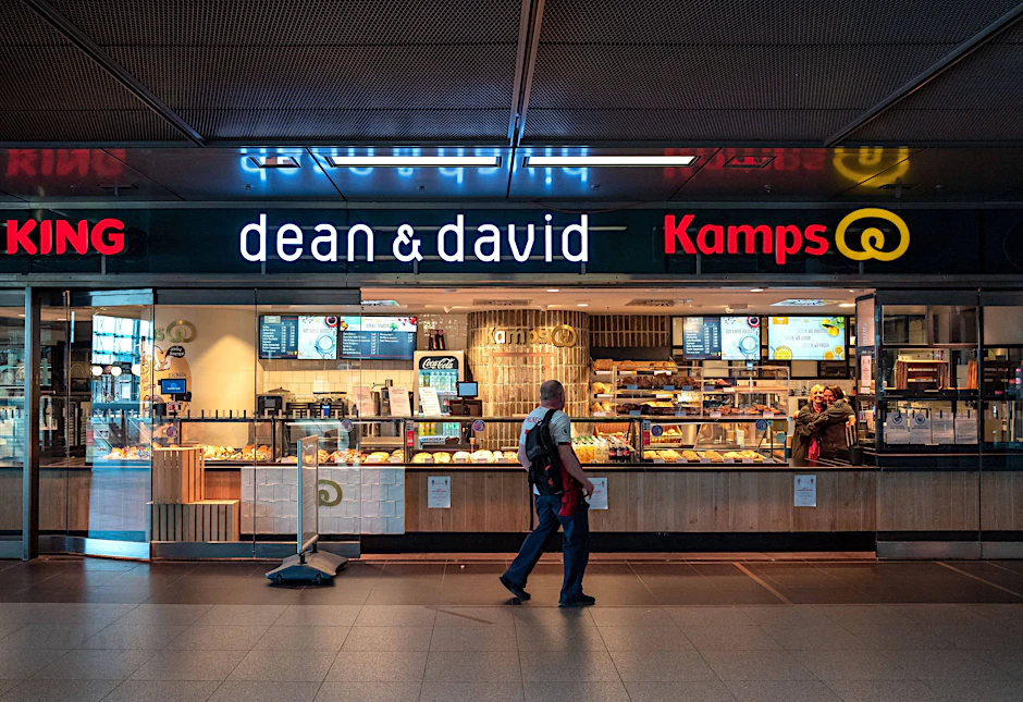 Die belegte Stulle für die Zugfahrt kostet am Berliner Hauptbahnhof mehr als anderswo.