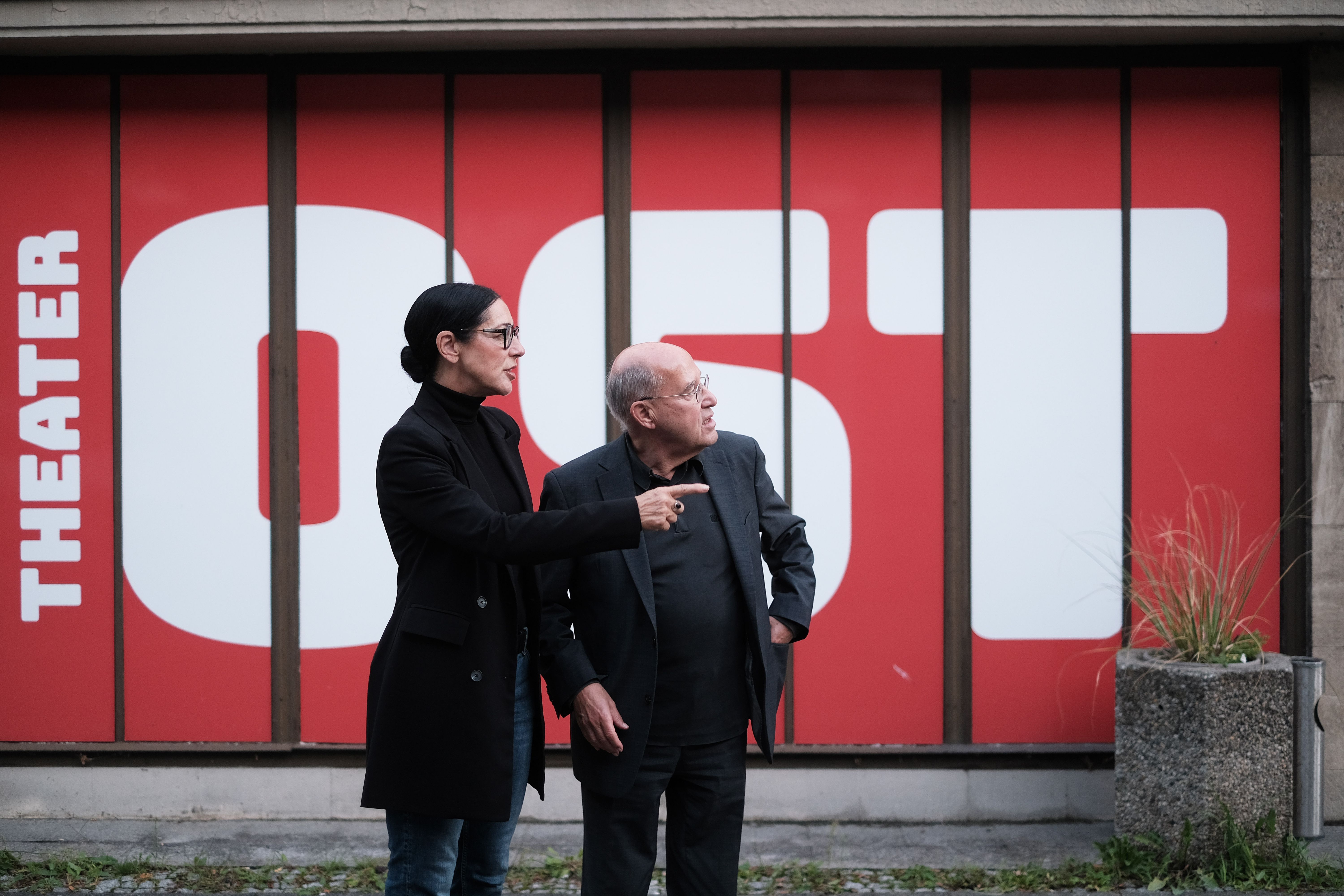 Gregor Gysi über das Berliner Theater Ost: „Mein Herz hängt daran“