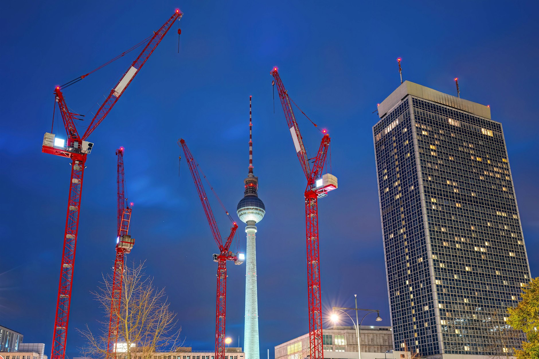 Die Berliner Wirtschaft wächst im ersten Halbjahr 2025 weiter. Damit liegt das Berliner&nbsp;Bruttoinlandsprodukt bereits das zwölfte Jahr in Folge im Plus.