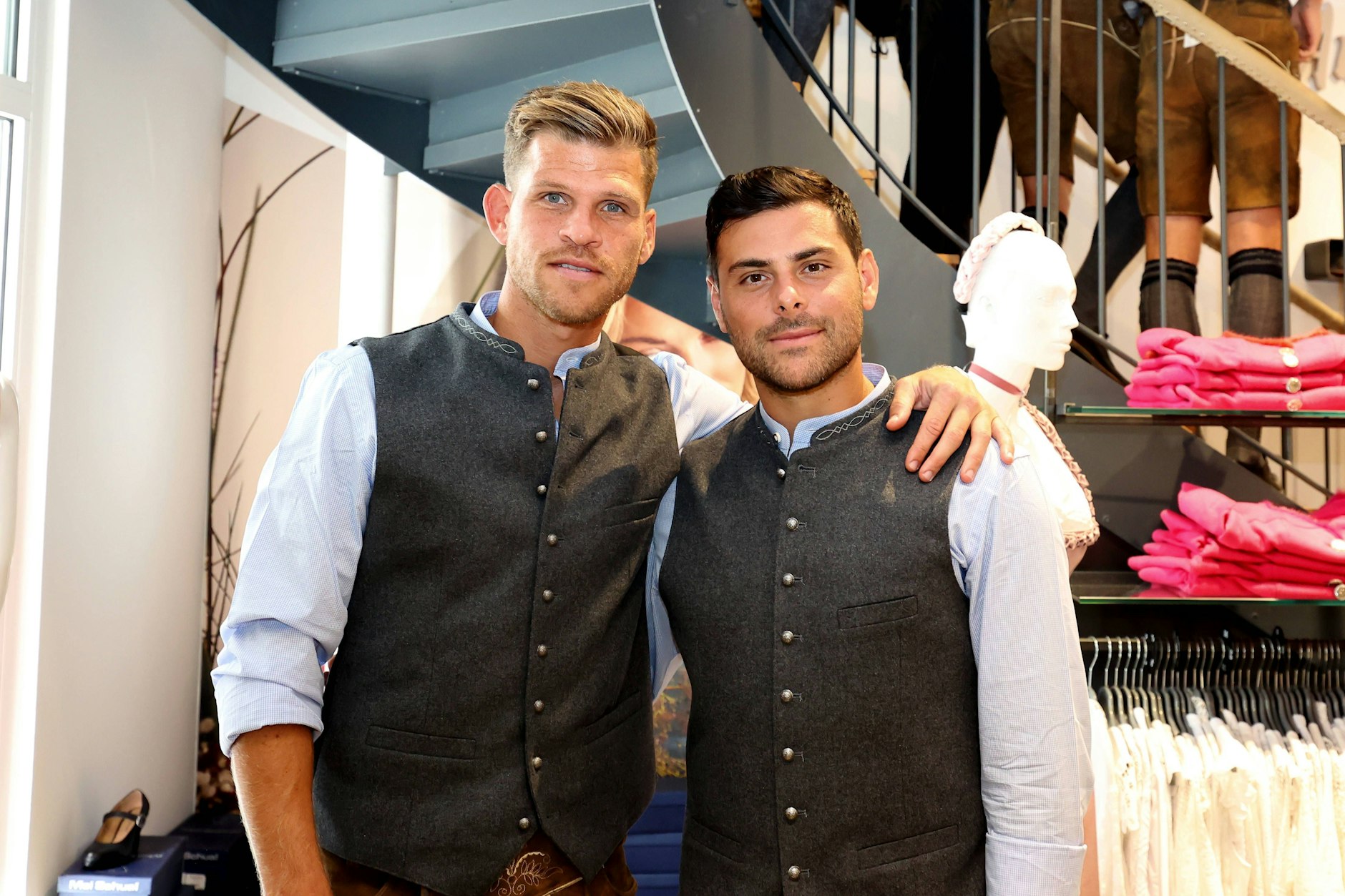 Florian Niederlechner (l.) und Kevin Volland, gebürtige Bayern, wollten nach ihrem Abschied aus Berlin beim TSV 1860 München für Fore sorgen.