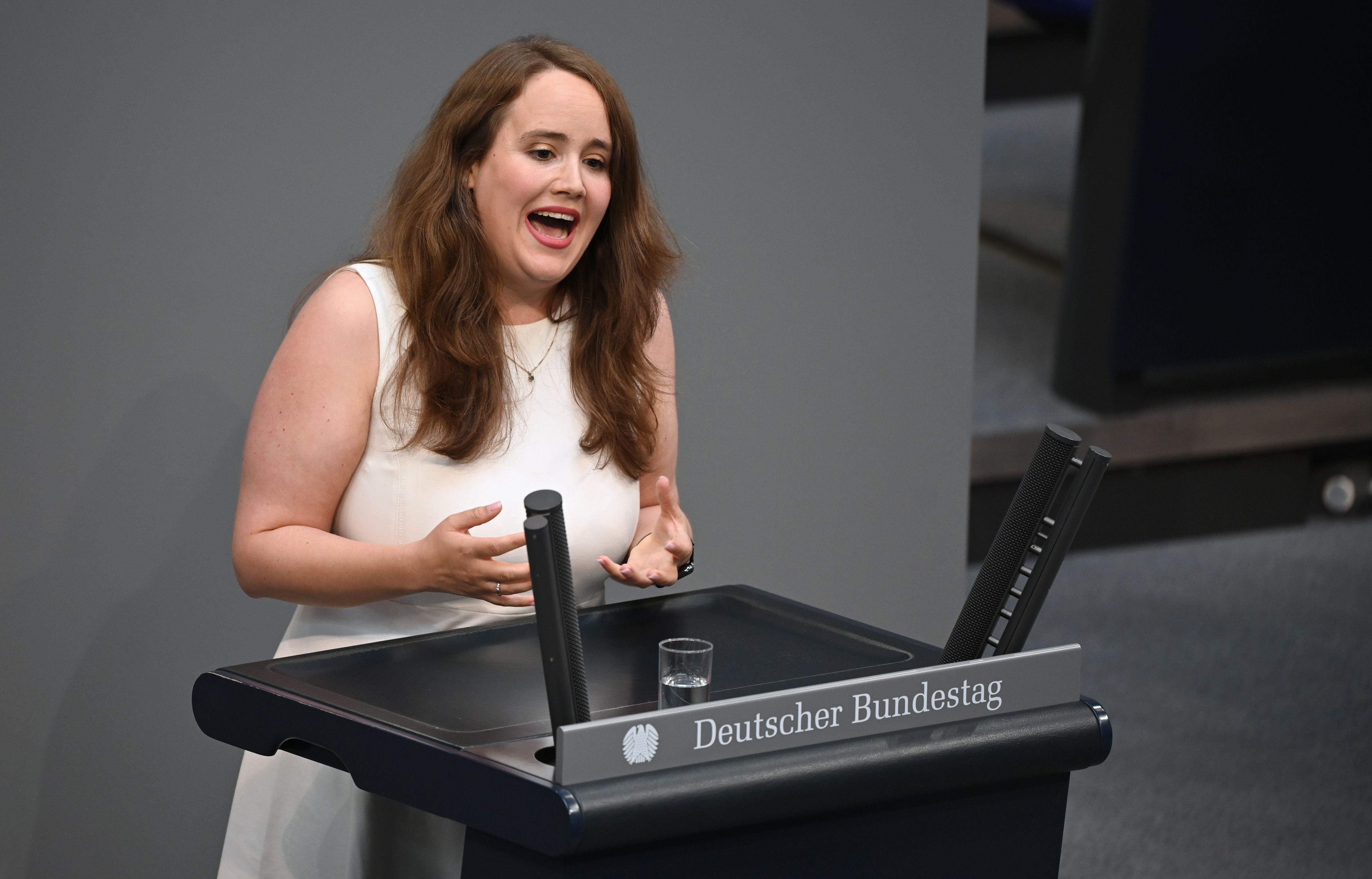 Image - Ricarda Lang hat Uni-Abschluss und stichelt gegen Markus Söder: Such dir neue Witze