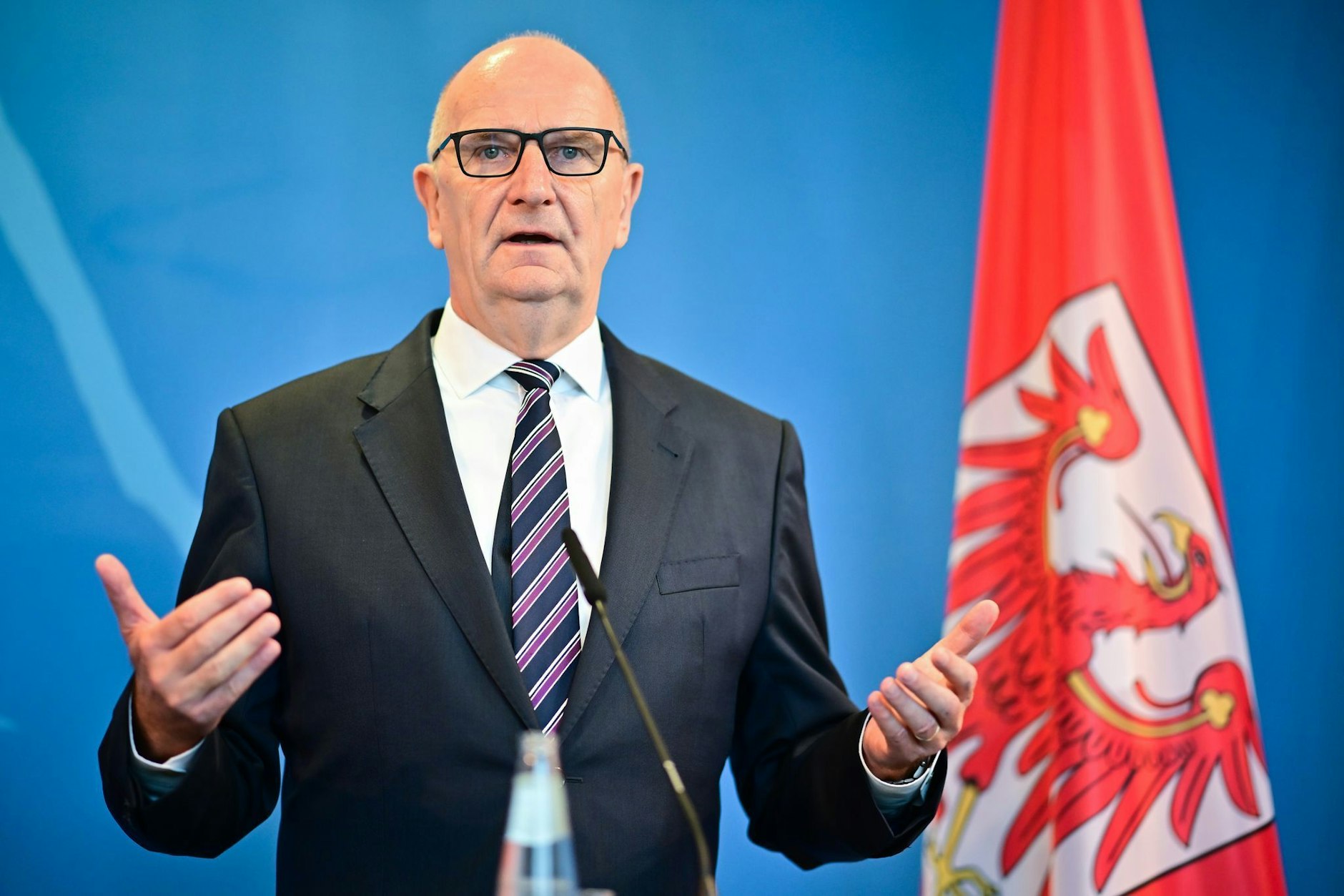 Dietmar Woidke (SPD), Ministerpräsident von Brandenburg, führt Gespräche mit einem chinesischn Konzern.