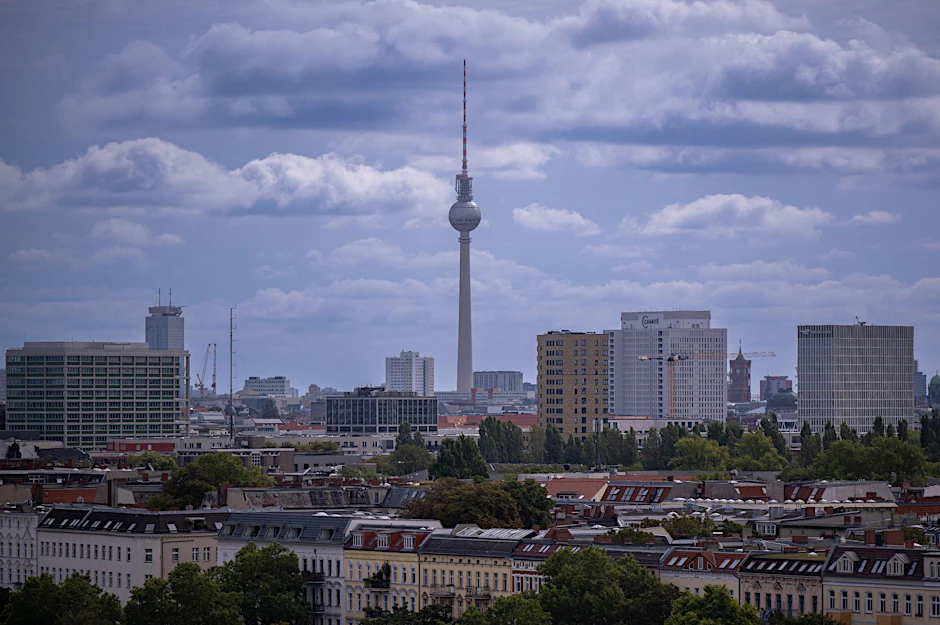 Der Berliner Fernsehturm: Hier ist einmal Weitgucken besonders teuer