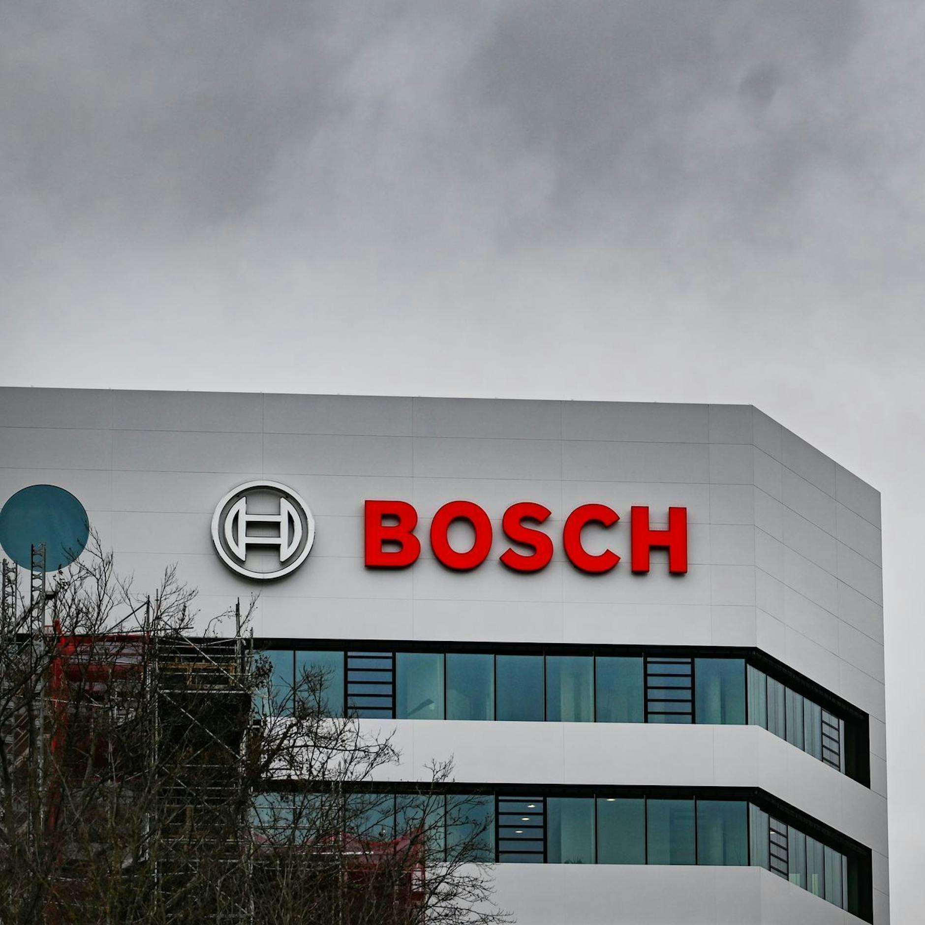 Image - Weltweit größter Autozulieferer: Bosch streicht etwa 13.000 Stellen
