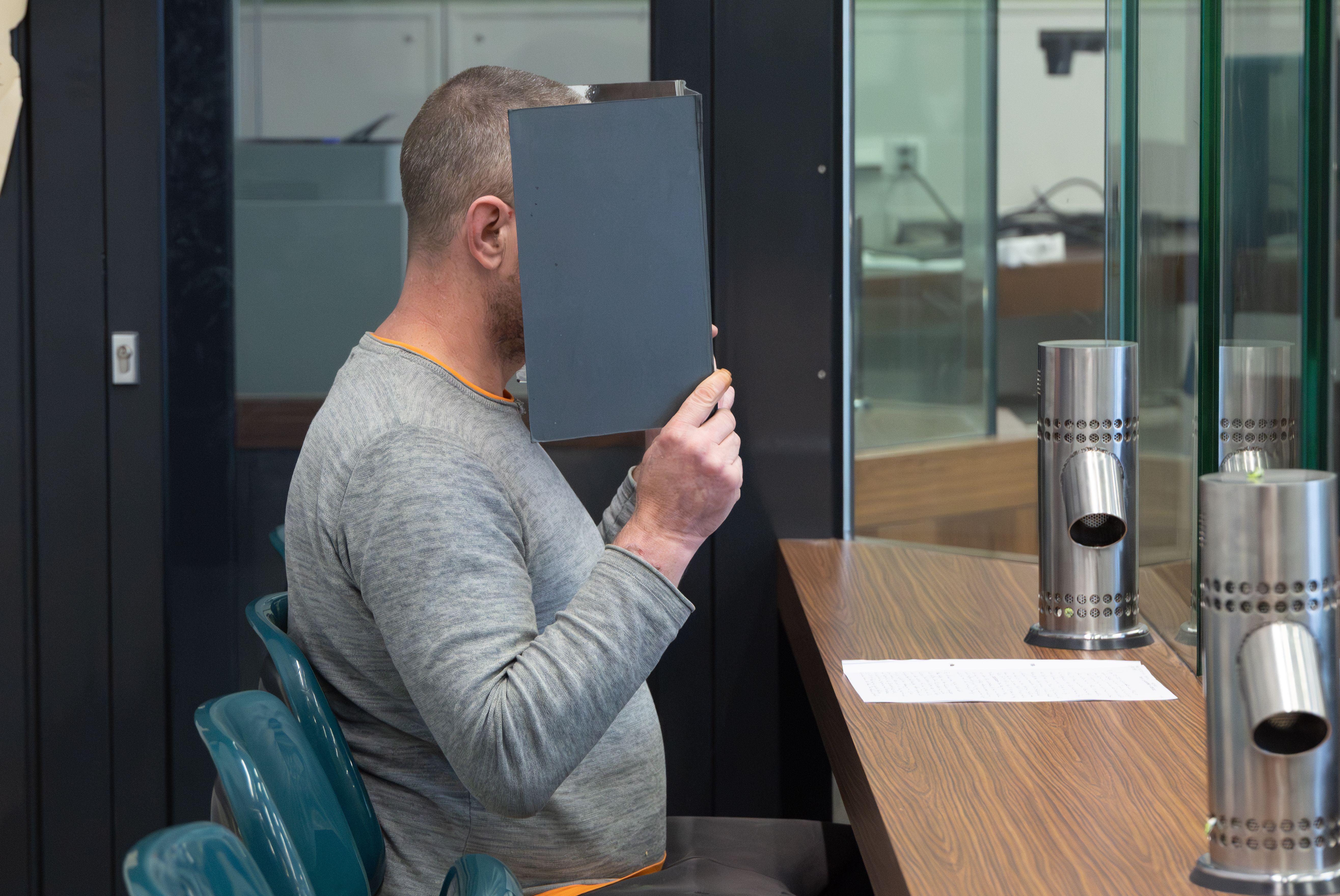 Zweieinhalb Jahre Angst und Terror in Treptow: 45-Jähriger stalkt Kinder und Ex-Partnerin