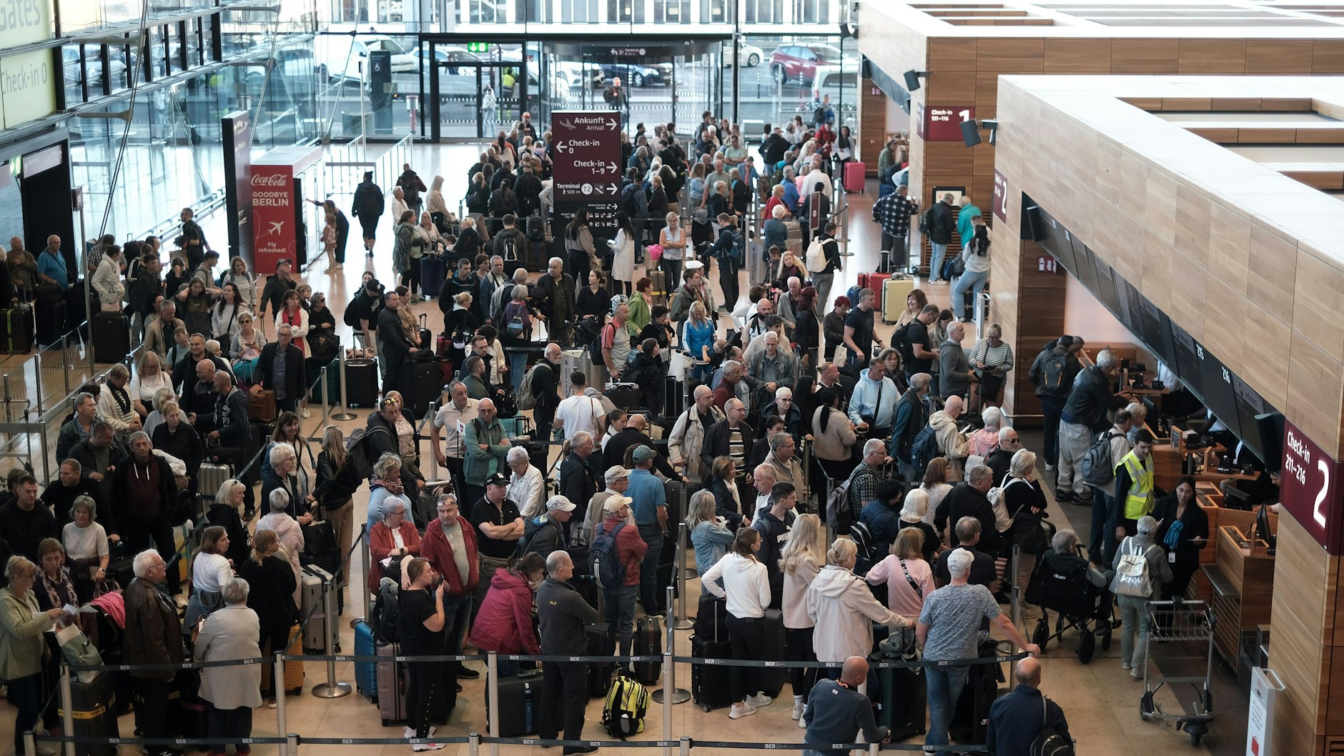 Auch die Probleme am BER führen dazu, dass Berlin unbeliebt ist.