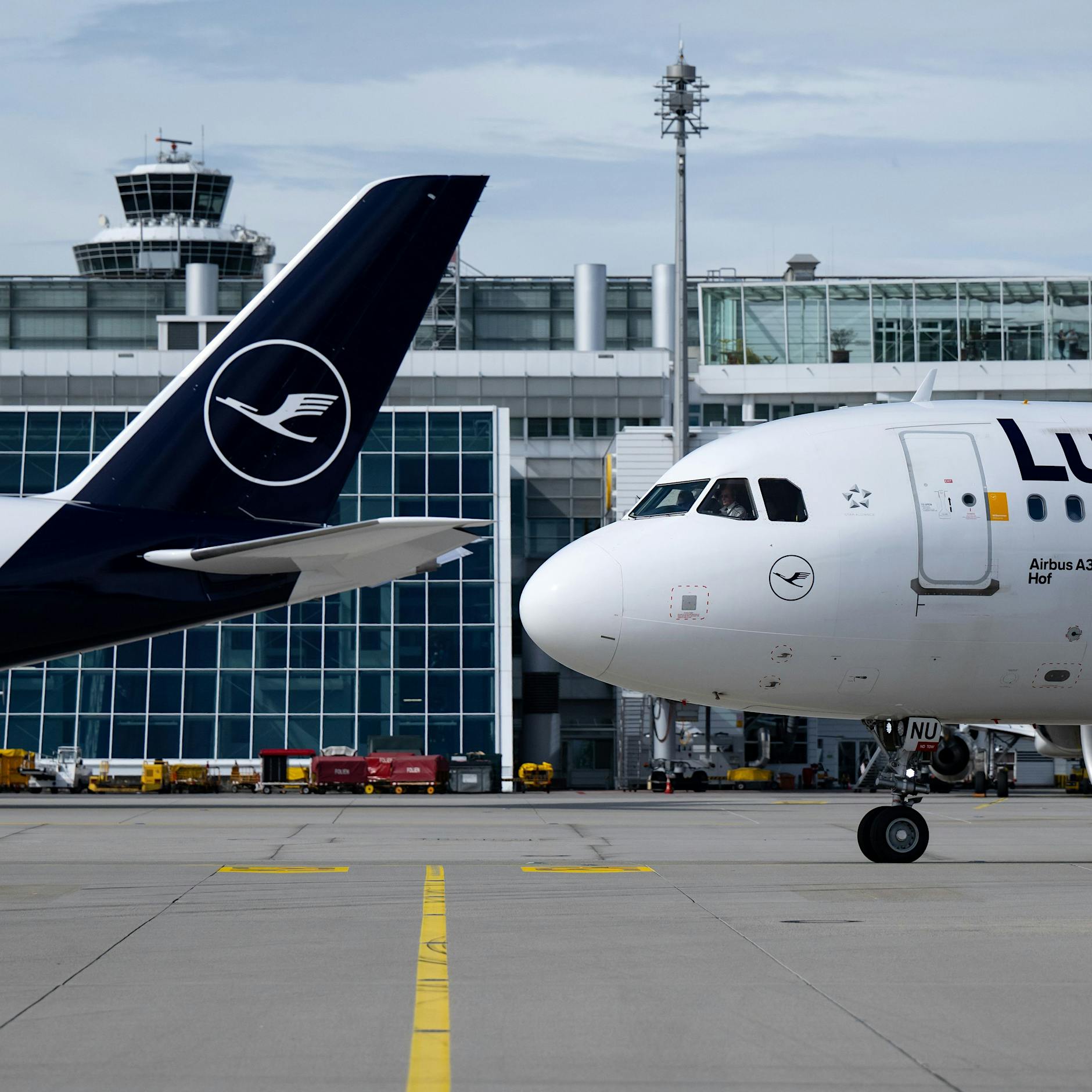 Lufthansa will Job-Kahlschlag und an ostdeutschen Flughäfen sparen!