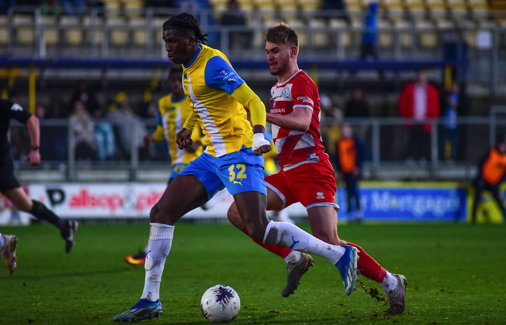 Ex-Arsenal-Talent (21) prallt mit Kopf gegen Betonwand – tot!