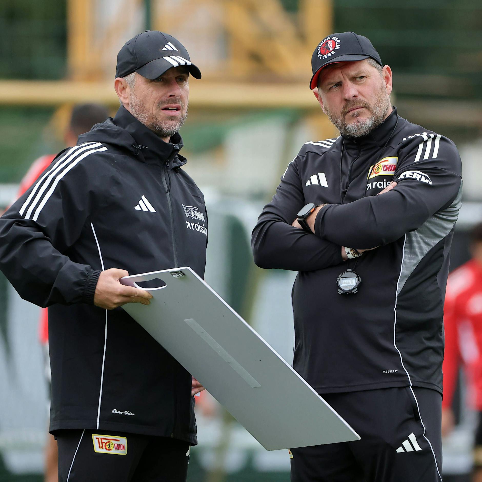 Noch geheim: Wo versteckt sich Steffen Baumgart beim Spiel des 1. FC Union?