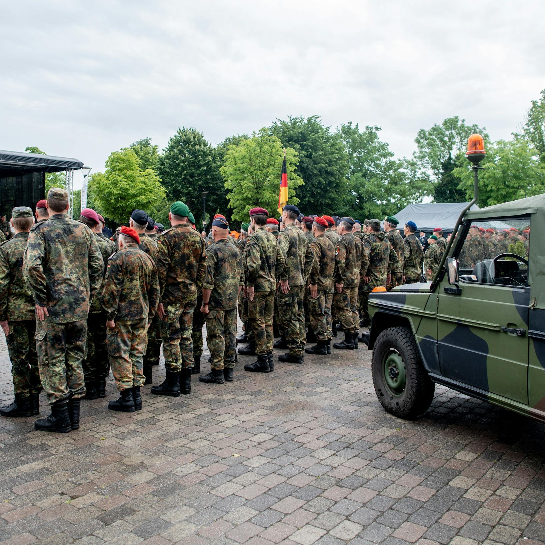 Image - Unionsfraktionsvize will ehemalige NVA-Soldaten zur Bundeswehr holen