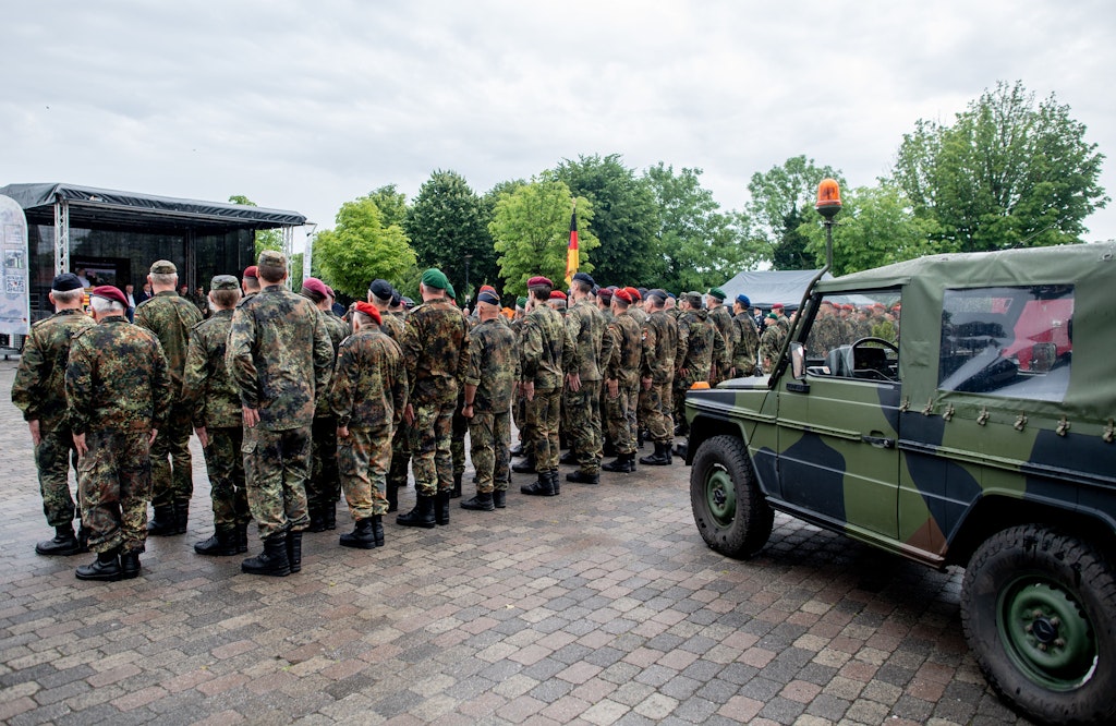 Deputy leader of the CDU/CSU parliamentary group wants to recruit former ...