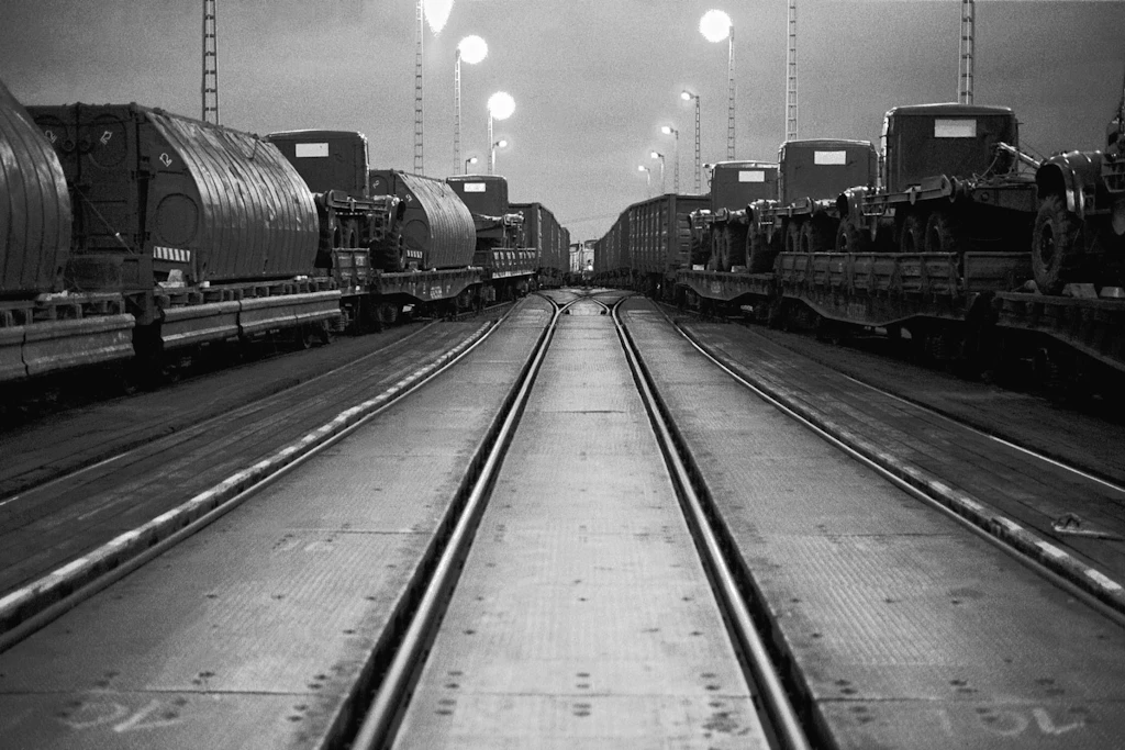 Der Fährhafen Mukran beim Abzug russischer Militärtechnik nach der Wende 1992
