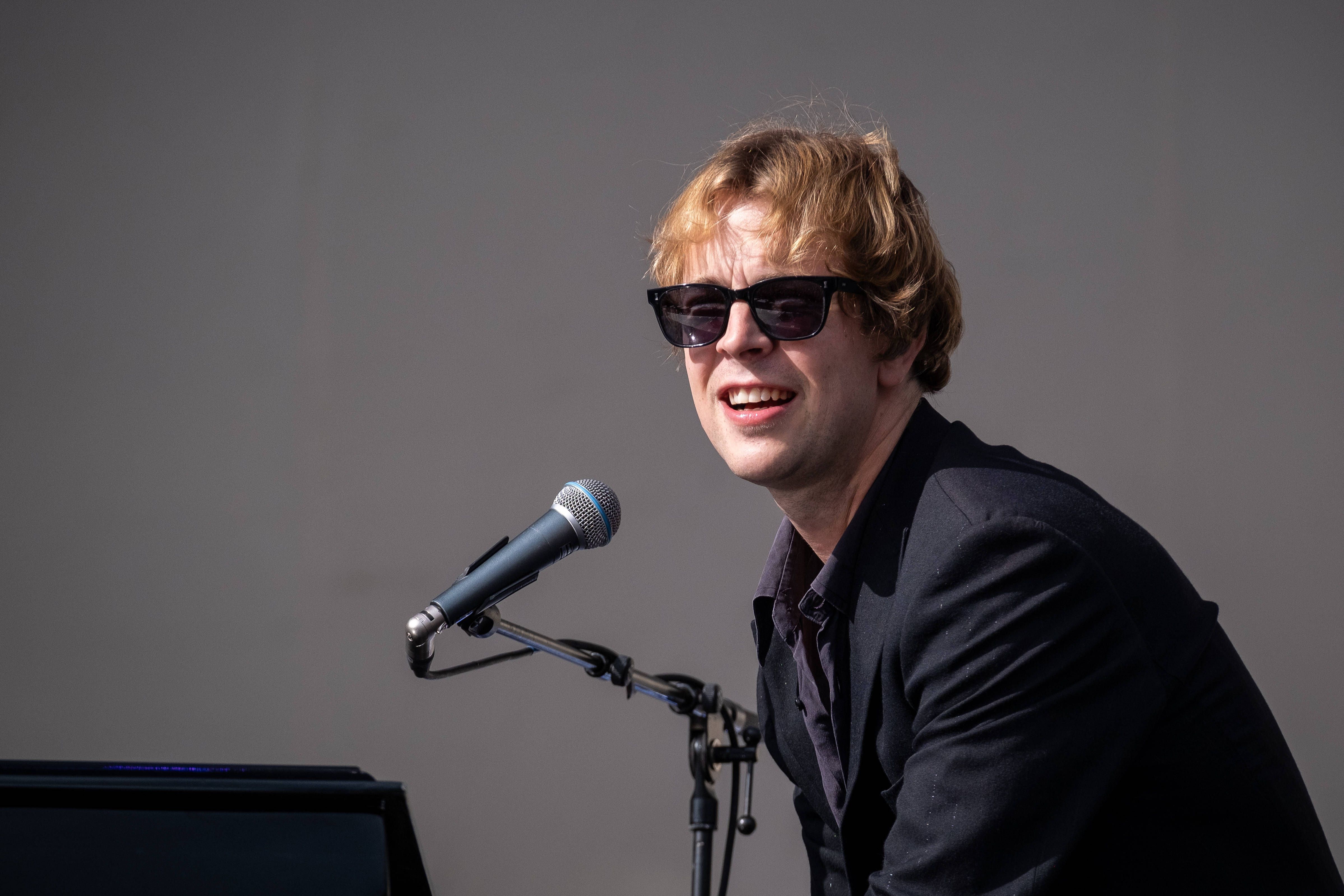 Image - Tom Odell im Interview: Das ist die wahre Bedeutung seines „Another Love“-Welthits