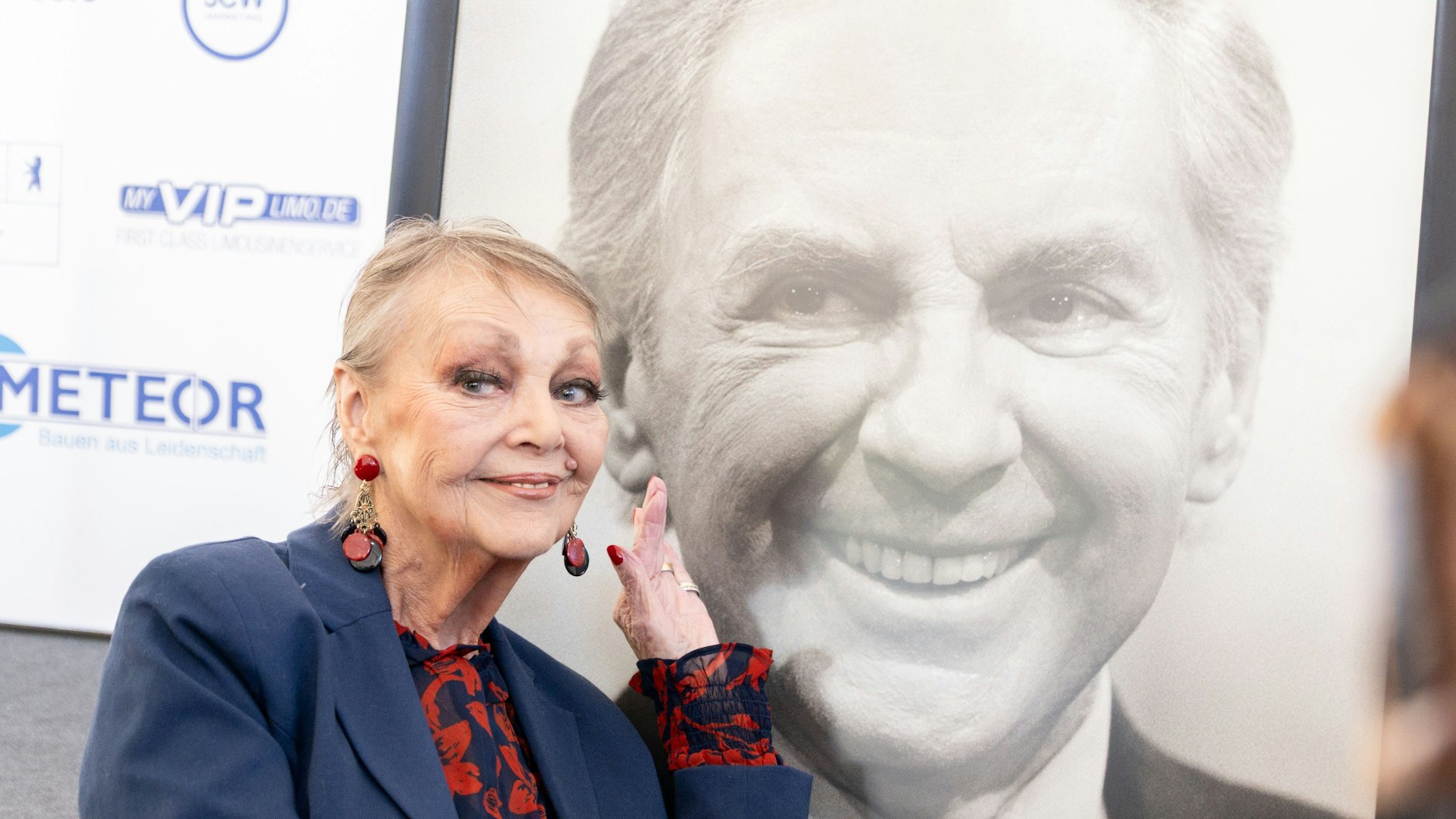 Kam ebenfalls zur Platz-Einweihung: Barbara Schöne war langjährige Bühnenpartnerin von Harald Juhnke.