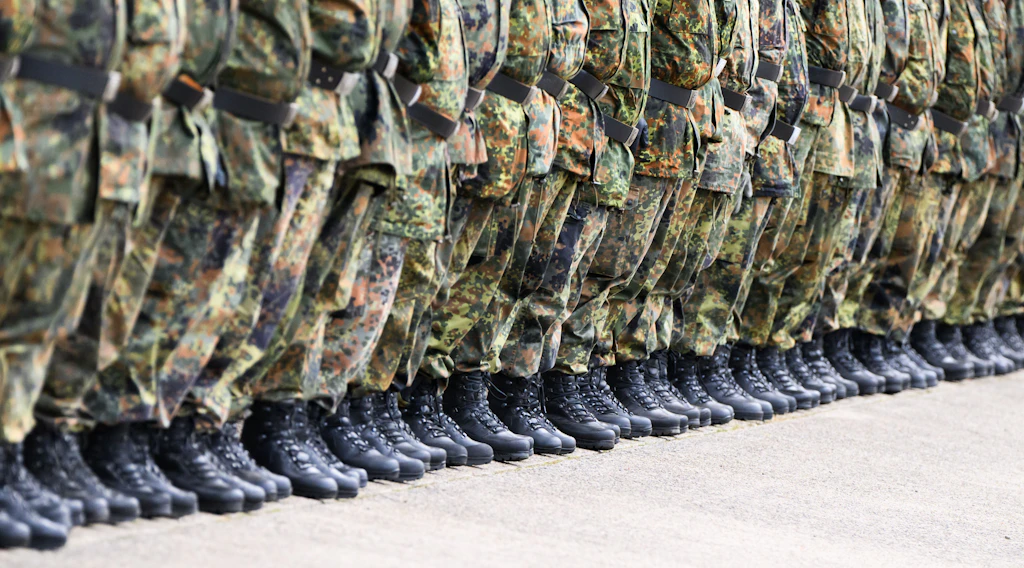 NVA soldiers as Bundeswehr reservists: reactions to the proposal
