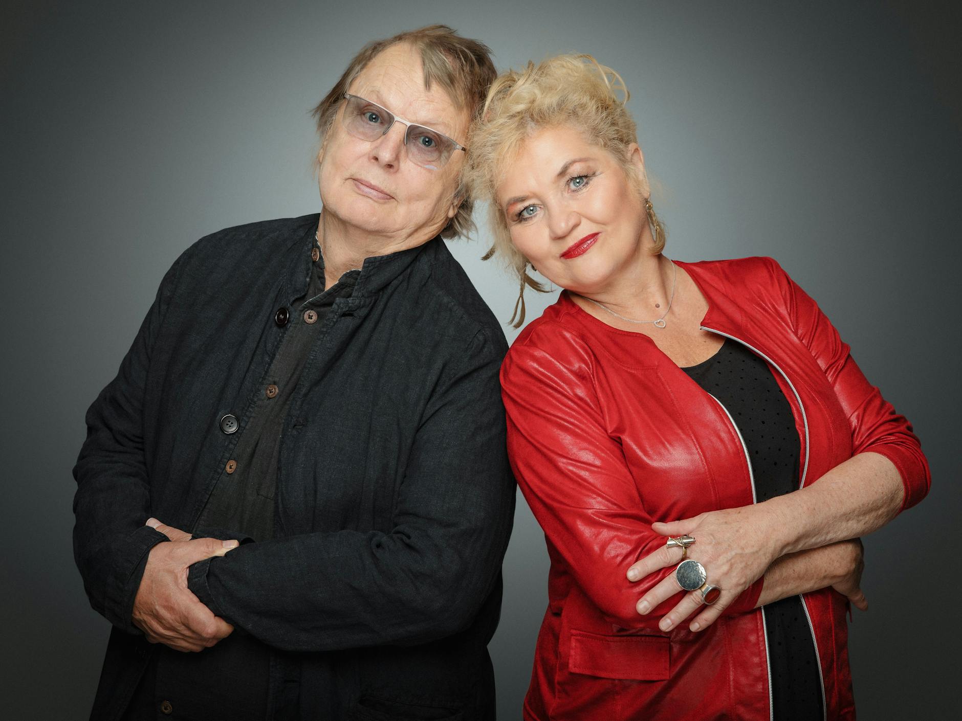 Wolfgang und Birgit Schaller sind echte Kabarett-Legenden: Er schrieb etliche Stücke für die Dresdner Herkuleskeule, sie steht seit 1987 in dem Theater auf der Bühne.