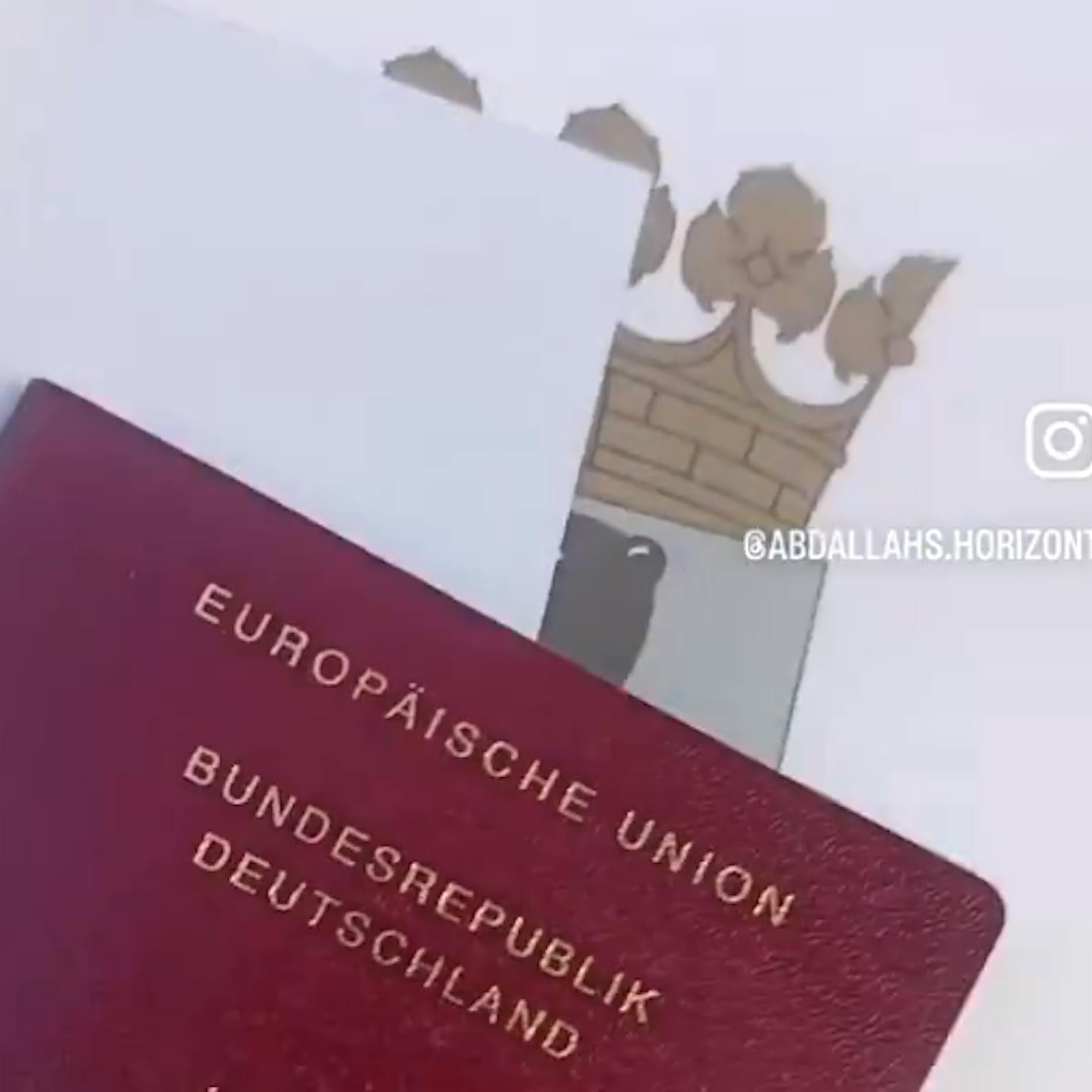 Abdallah hetzt gegen Juden und Israel – und präsentiert stolz seinen neuen Pass