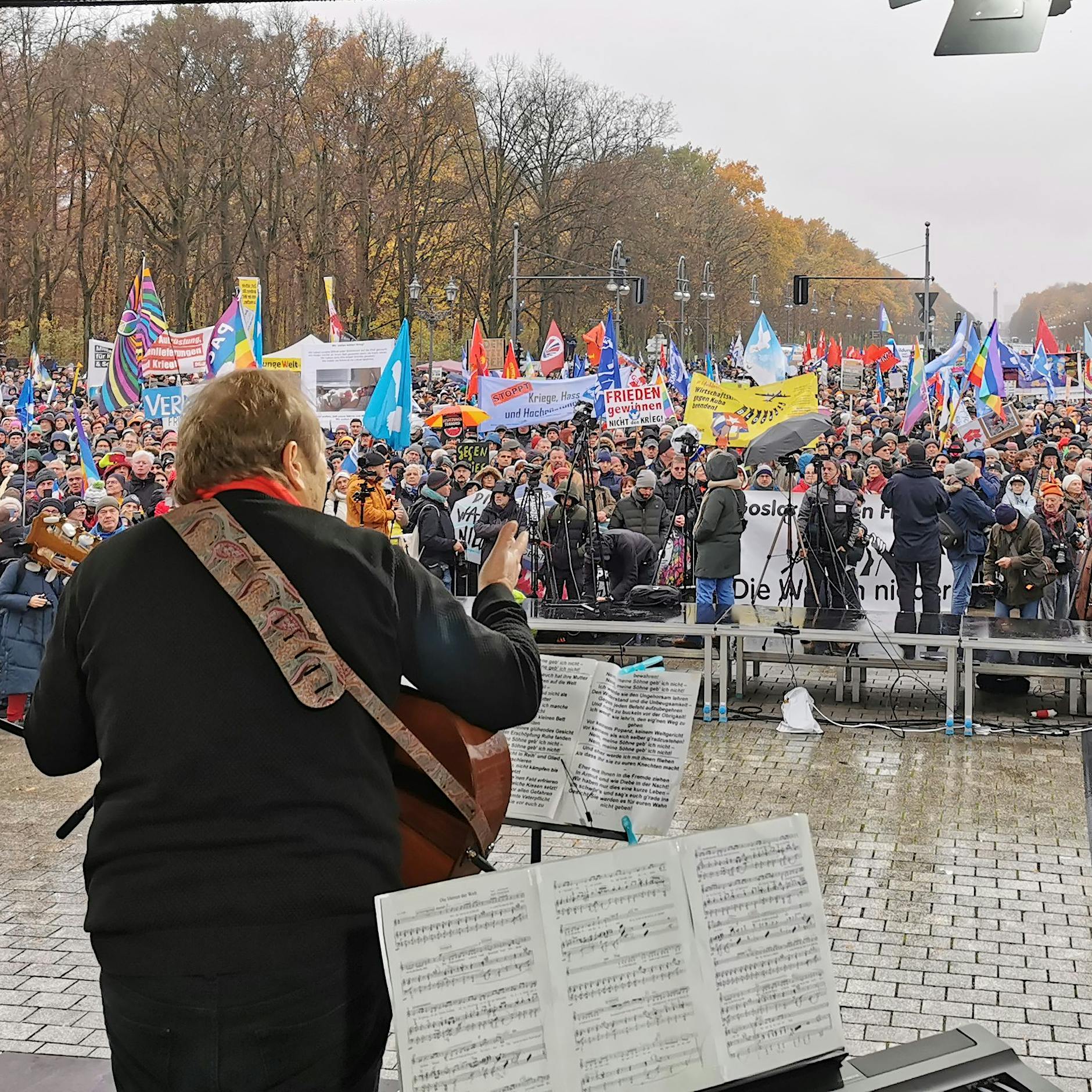 Demo am 3. Oktober in Berlin: Aufstehen für den Frieden – ein Aufruf