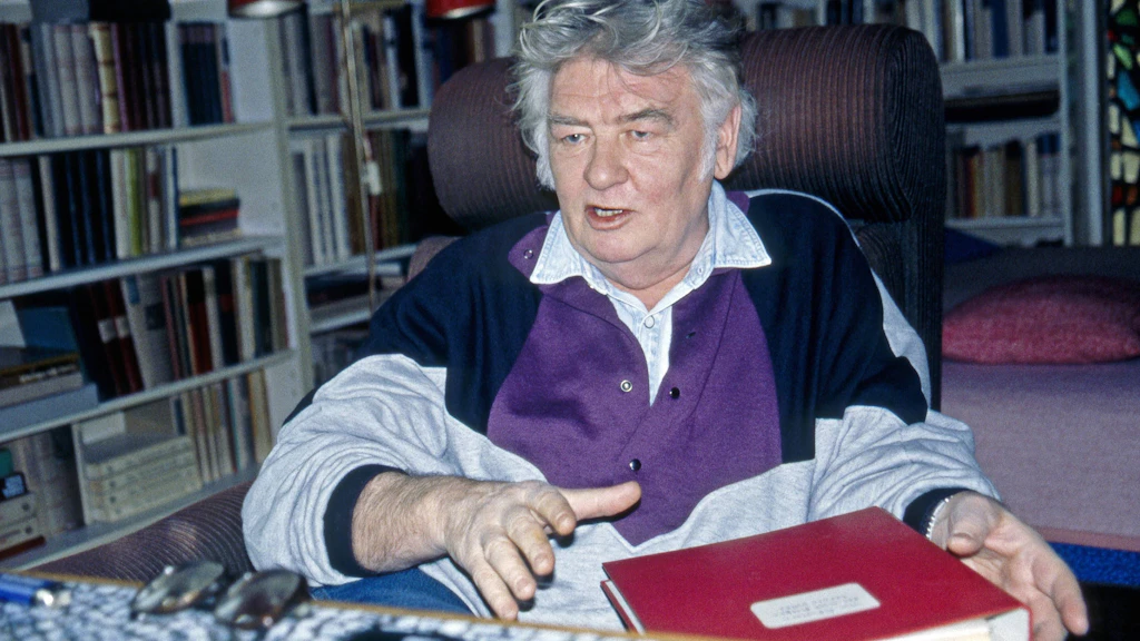 Der Schriftsteller Erik Neutsch (1931–2013) im Jahre 1994: Der Autor von&nbsp; „Spur der Steine“ lebte in Halle.