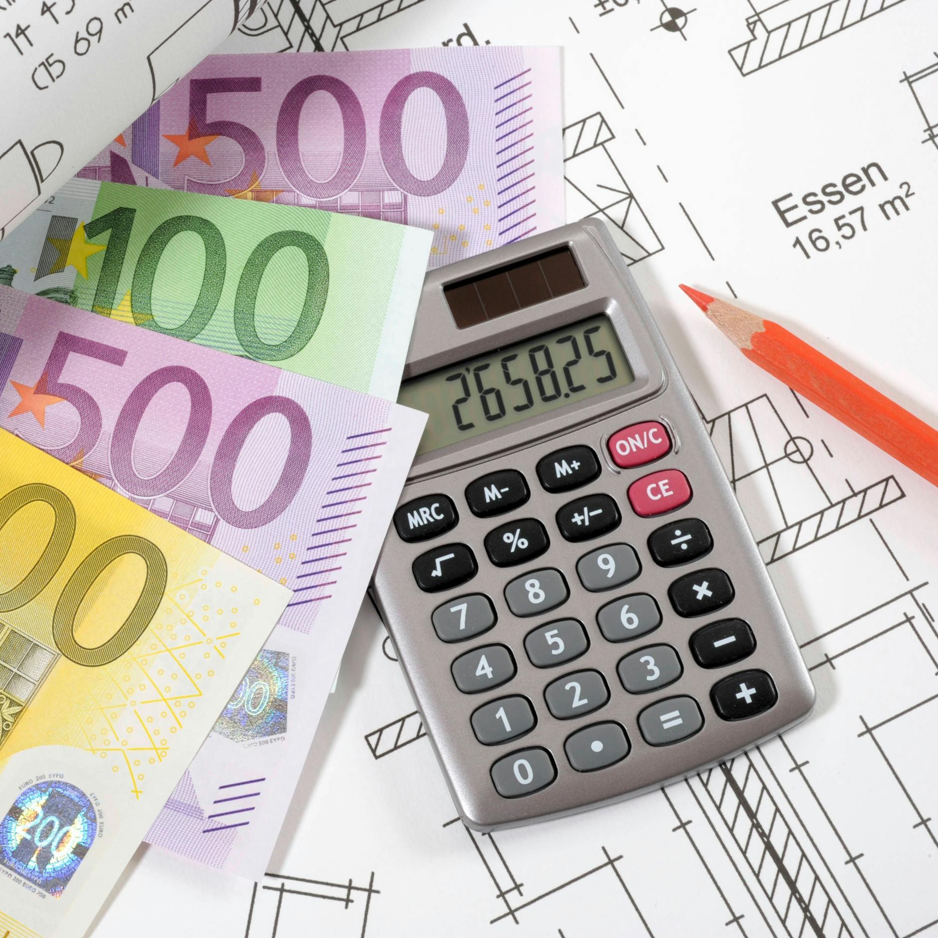 Image - Schock zur Einheit: Ostdeutsche zahlen für Kredite höhere Zinsen!