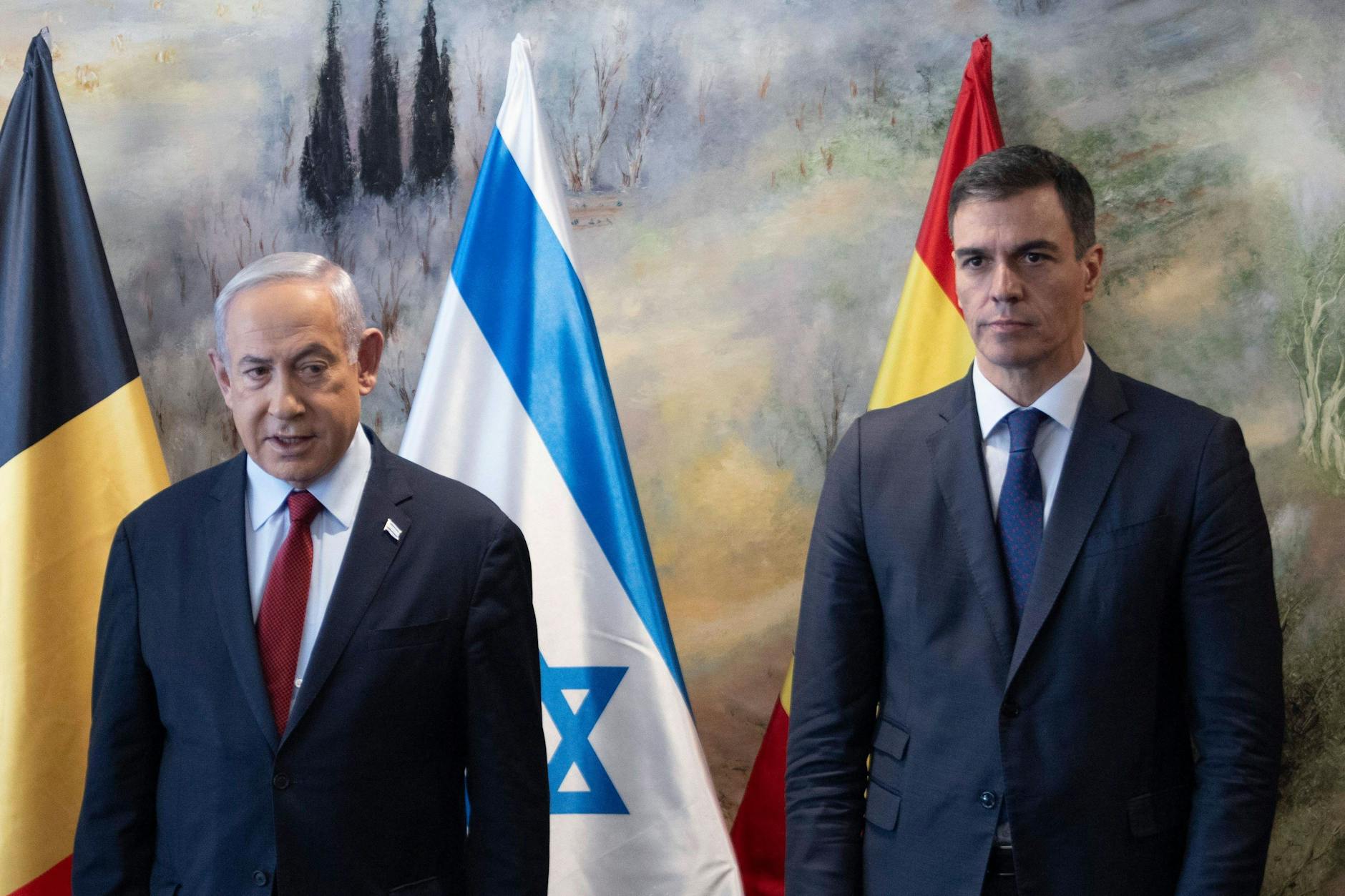 Noch im November 2023 besuchte der spanische Ministerpräsident Pedro Sánchez (r.) Jerusalem, um sich ein Bild von der Lage nach dem Angriff der Hamas vom 7. Oktober zu machen.