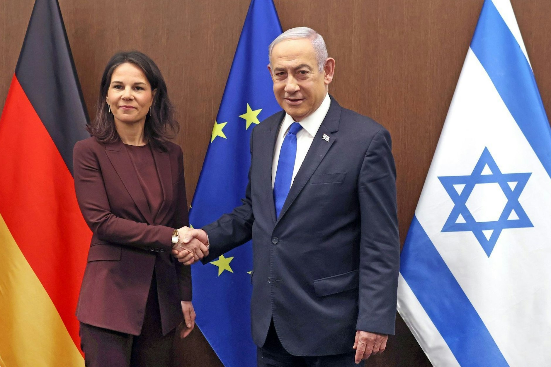 „Wir stehen an eurer Seite“: Annalena Baerbock hat in ihrer Zeit als Außenministerin mehrfach Israels Ministerpräsident Benjamin Netanjahu in Israel getroffen.
