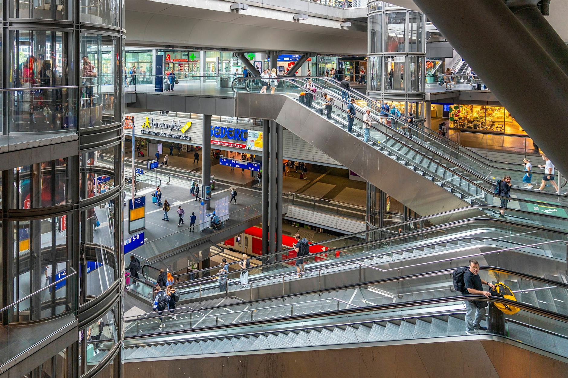 Tag der Deutschen Einheit: Diese Supermärkte in Berlin sind geöffnet!