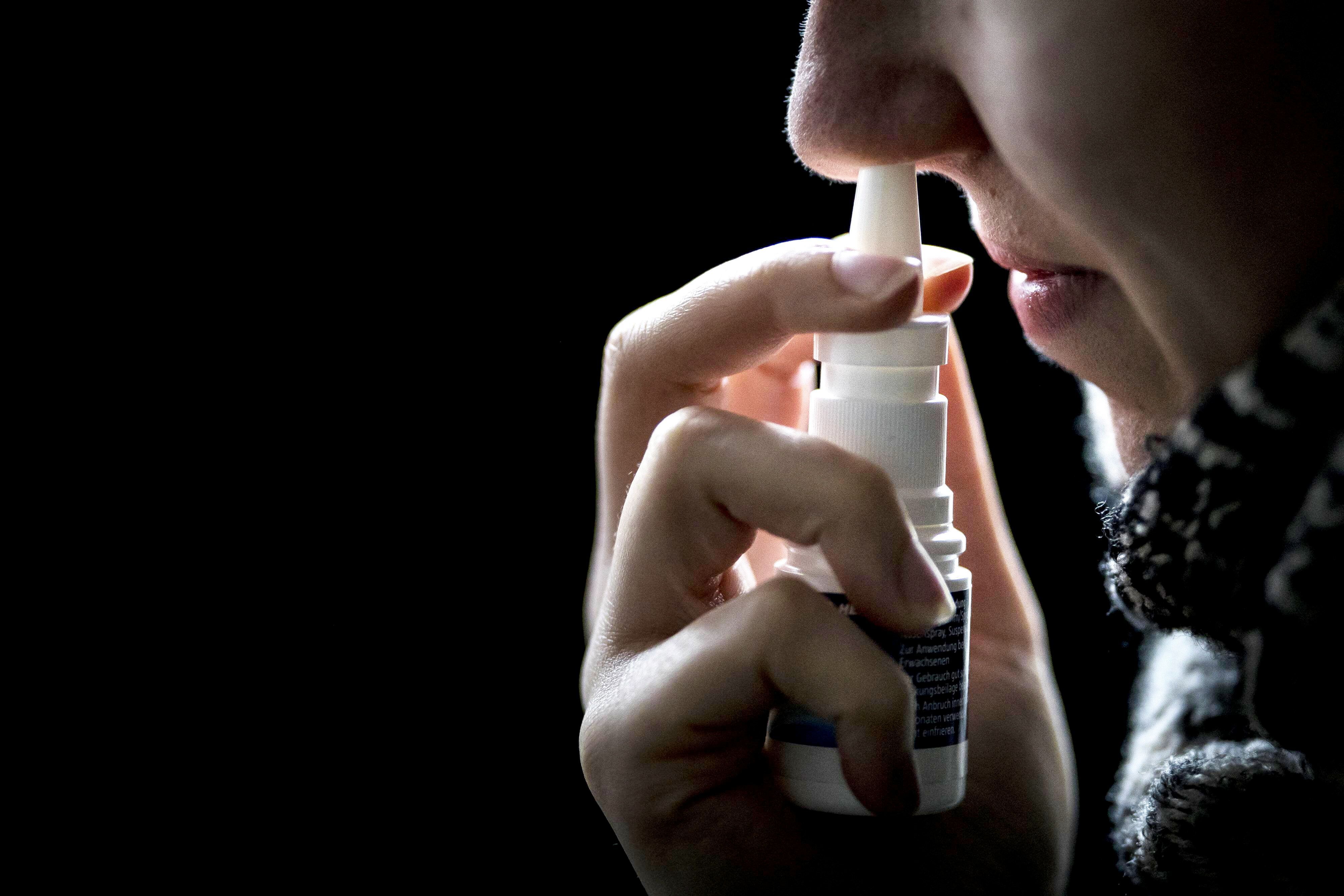 Image - Covid-Studie: Dieses Nasenspray schützt vor Ansteckung mit dem Coronavirus
