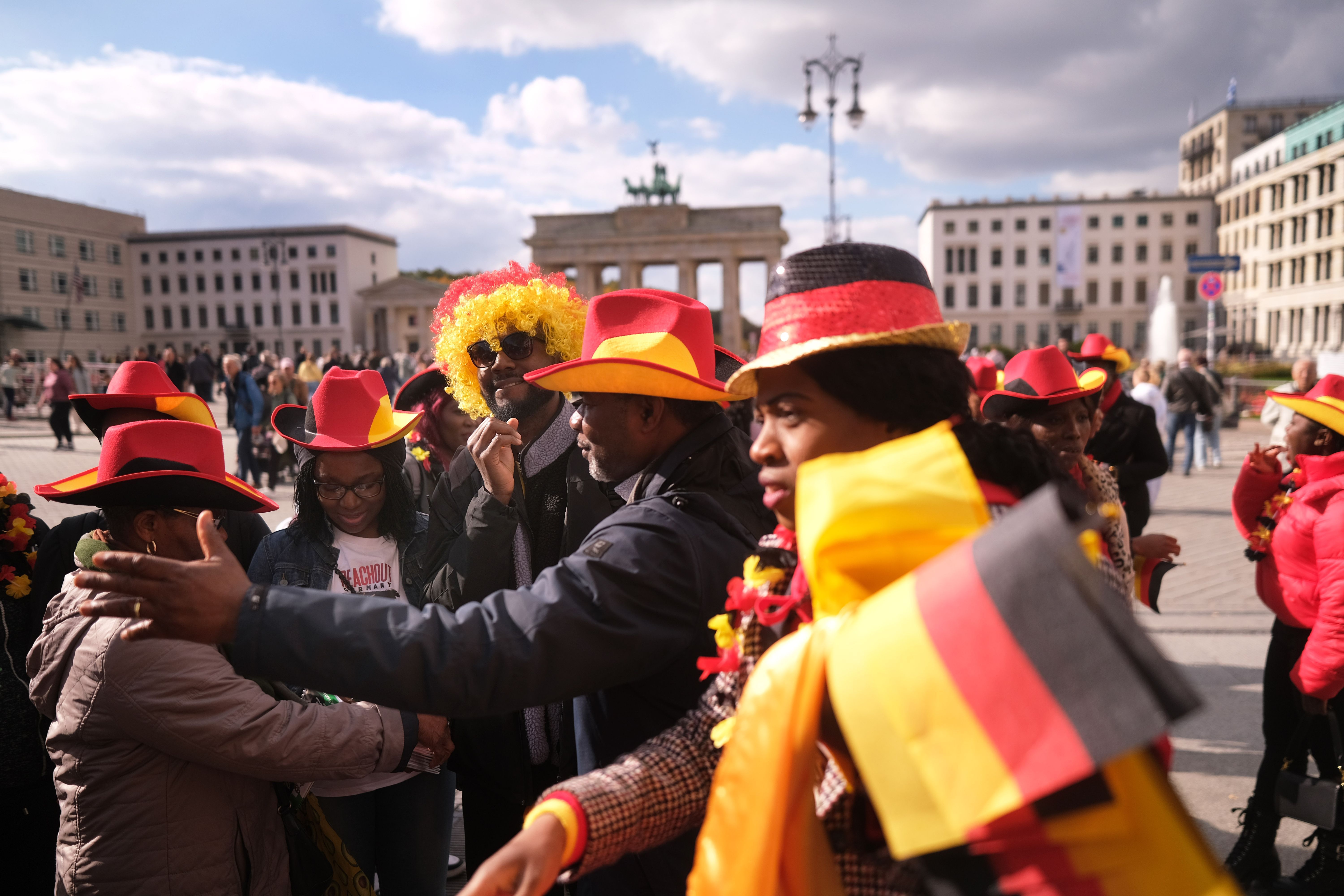 Image - Deutsche Einheit am Brandenburger Tor: Auf der Suche nach Schwarz-Rot-Gold