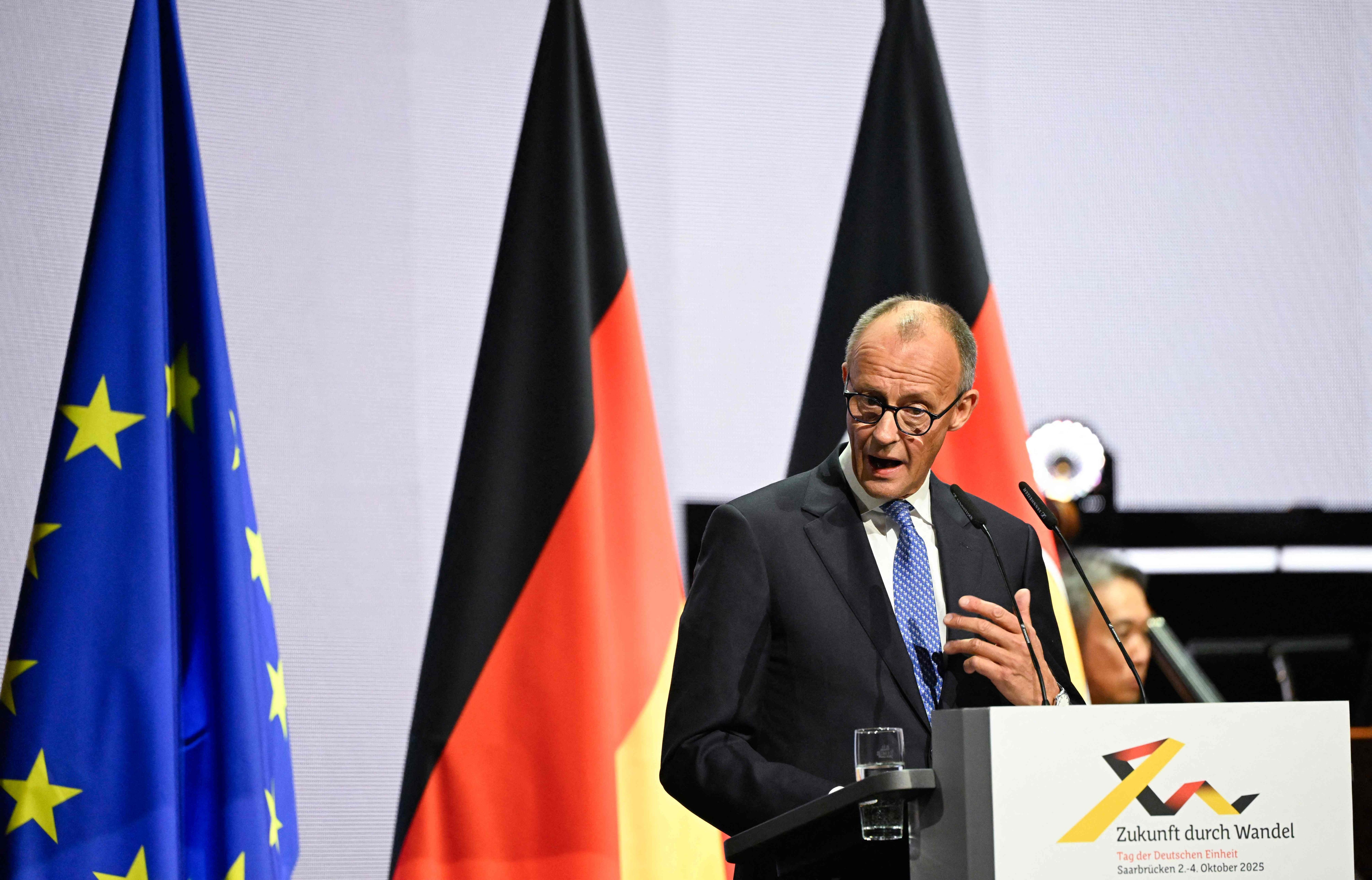 Image - Kanzler Merz fordert „neue Einheit“ in Deutschland 35 Jahre nach Vereinigung