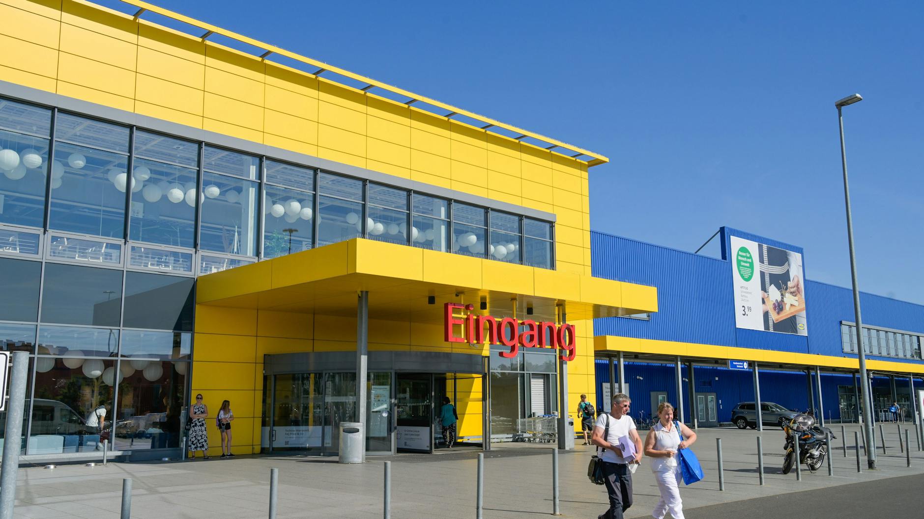 Stöbern fürs schönere Zuhause können die Berliner am Sonntag bei Ikea in Lichtenberg.