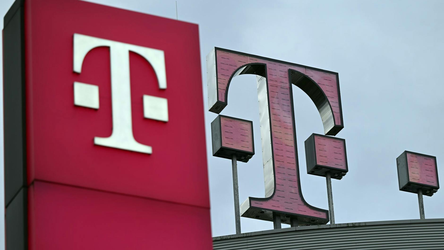 Telekom-Neukunden zahlen für Magenta im Festnetz einen Euro mehr.