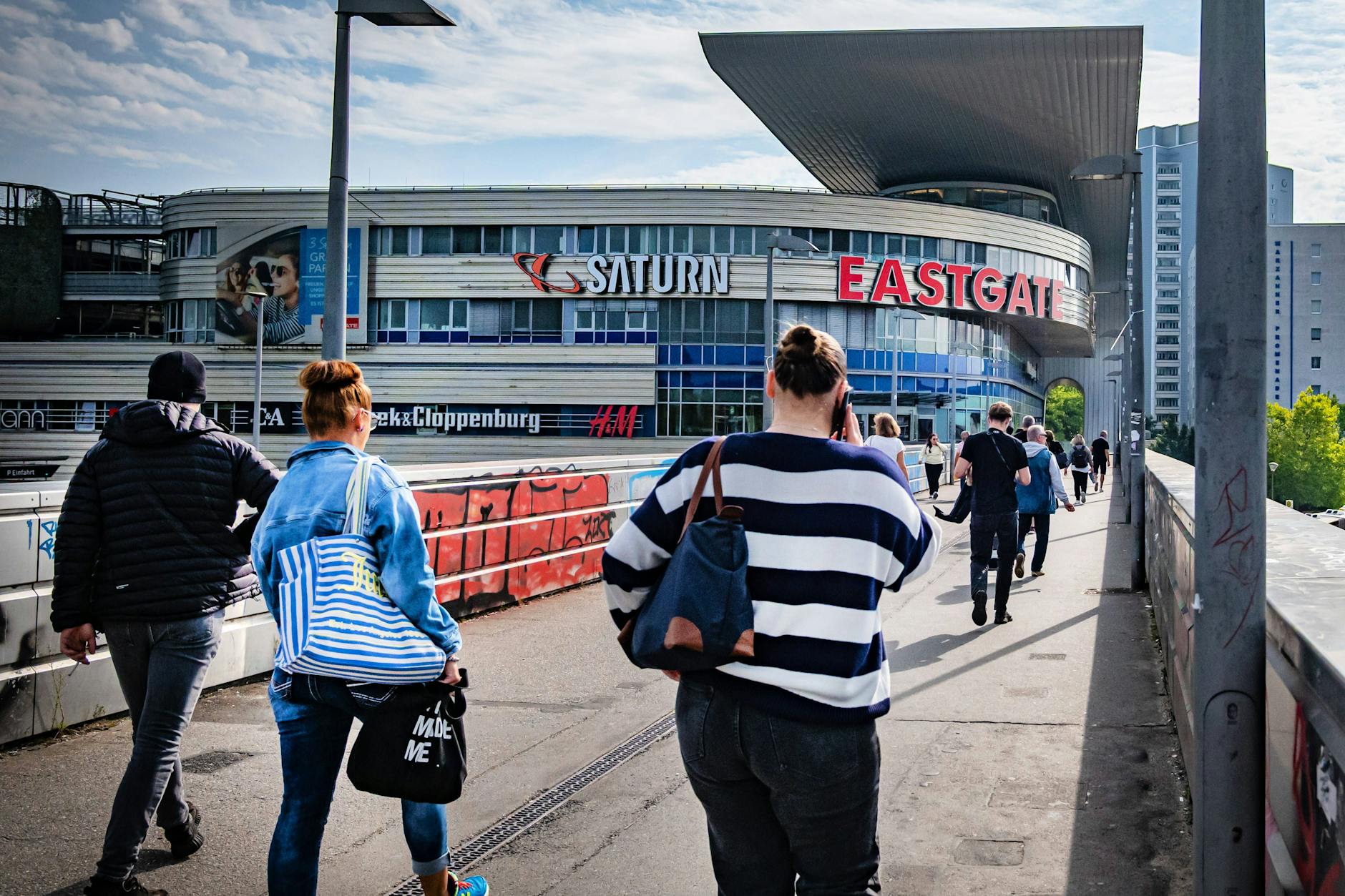 Am Sonntag können Einkaufswütige im Eastgate an der Marzahner Promenade nach Herzenslust shoppen.