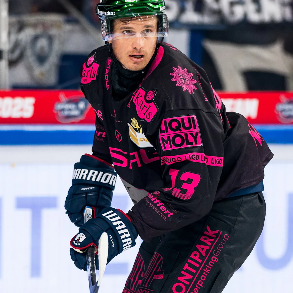Patrick Khodorenko lief gegen Ingolstadt erst zum vierten Mal für die Eisbären Berlin auf.