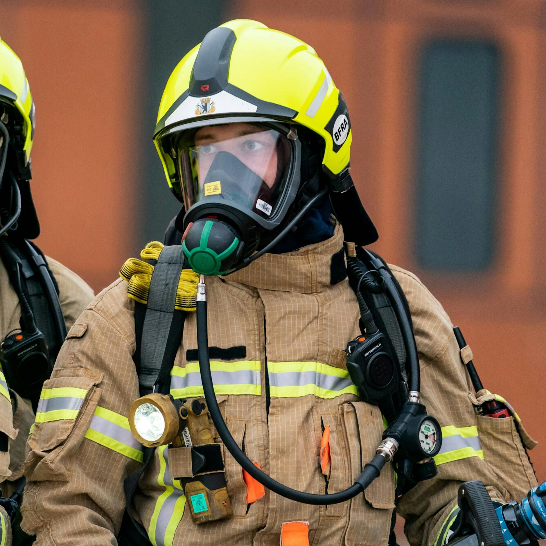Zoff bei Berlins Rettern: Feuerwehr muss bei Atemschutzmasken sparen