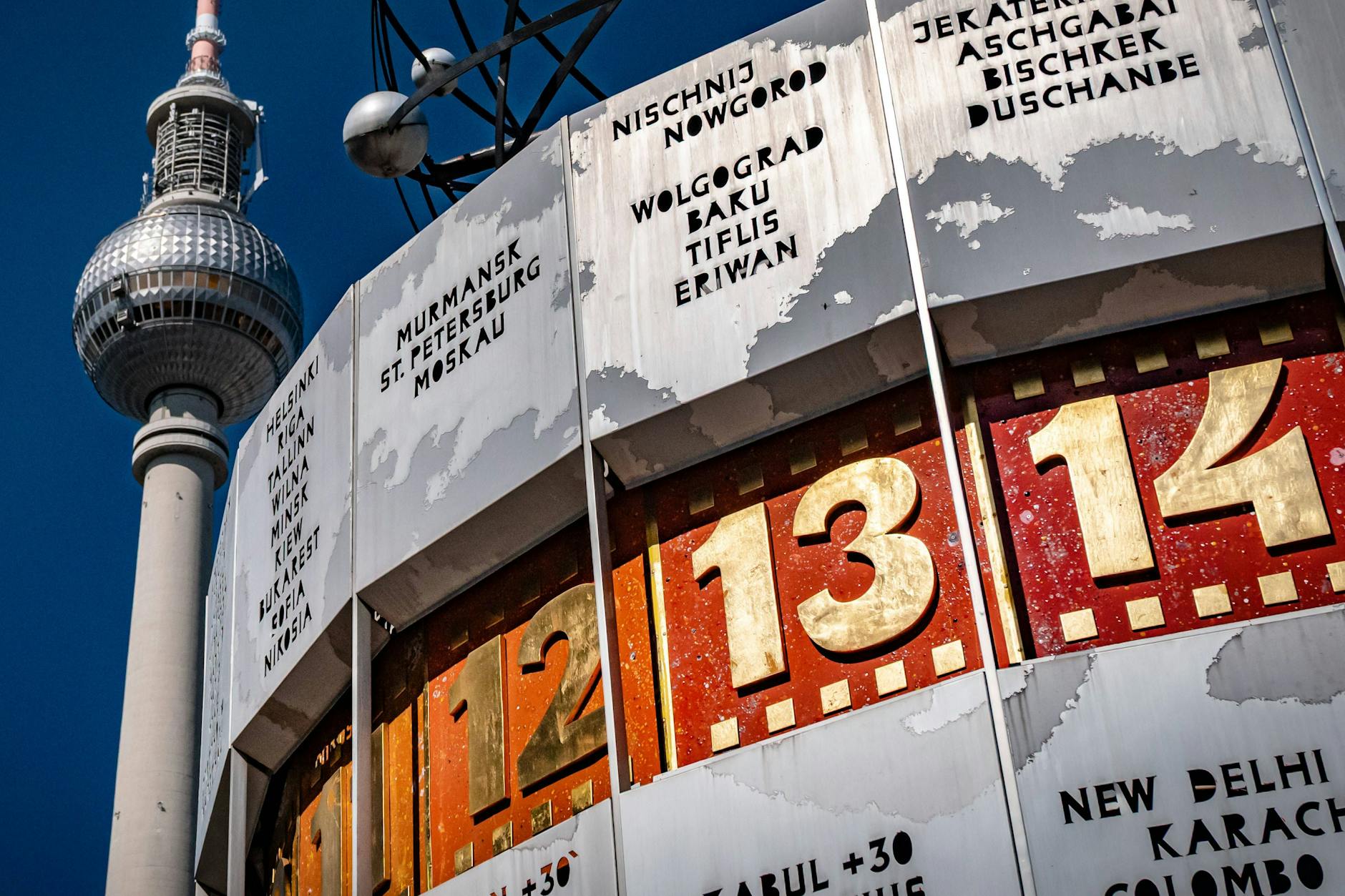 Weltzeituhr und Fernsehturm sind Berliner Ikonen - doch trotz schöner Ecken ist Berlin extrem unbeliebt.