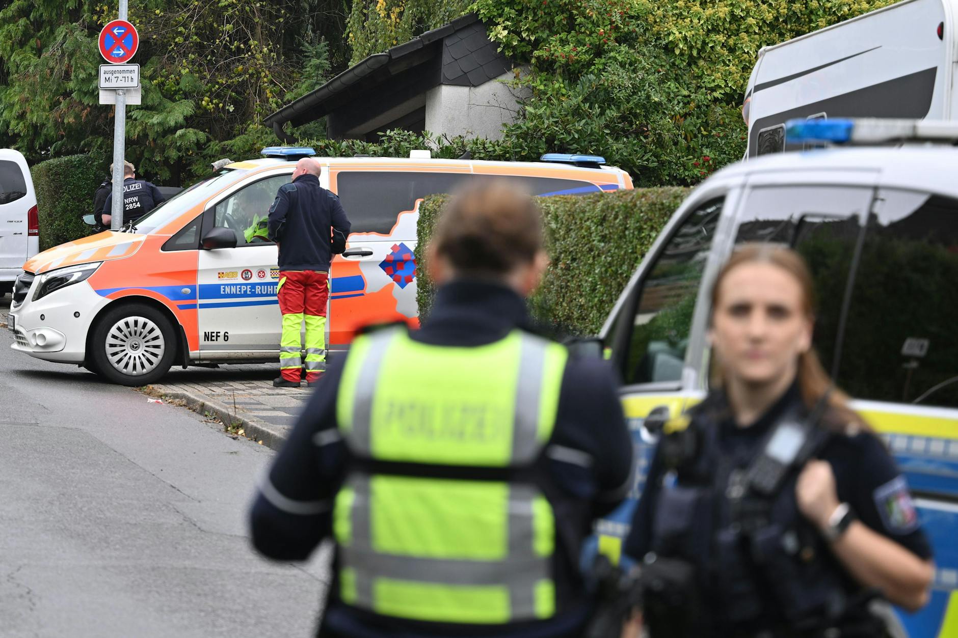 SPD-Bürgermeisterin Iris Stalzer ist schwer verletzt in ihrer Wohnung entdeckt worden.