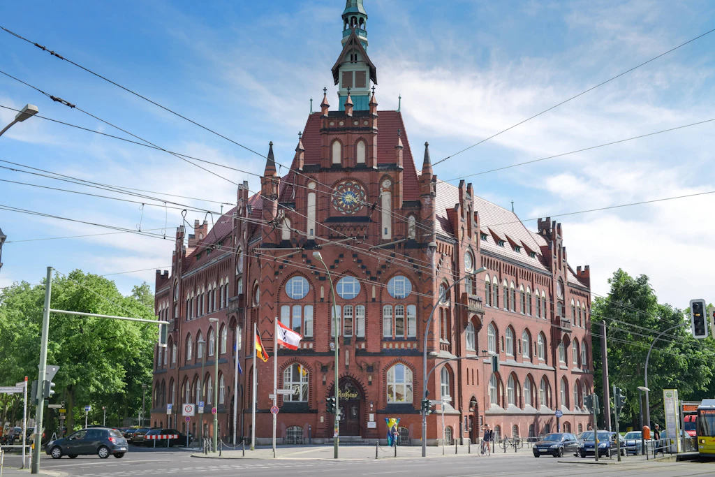 Das Rathaus Lichtenberg liegt an der Möllendorffstraße. Die Umbenennung der Straße hat die Linkspartei gefordert.