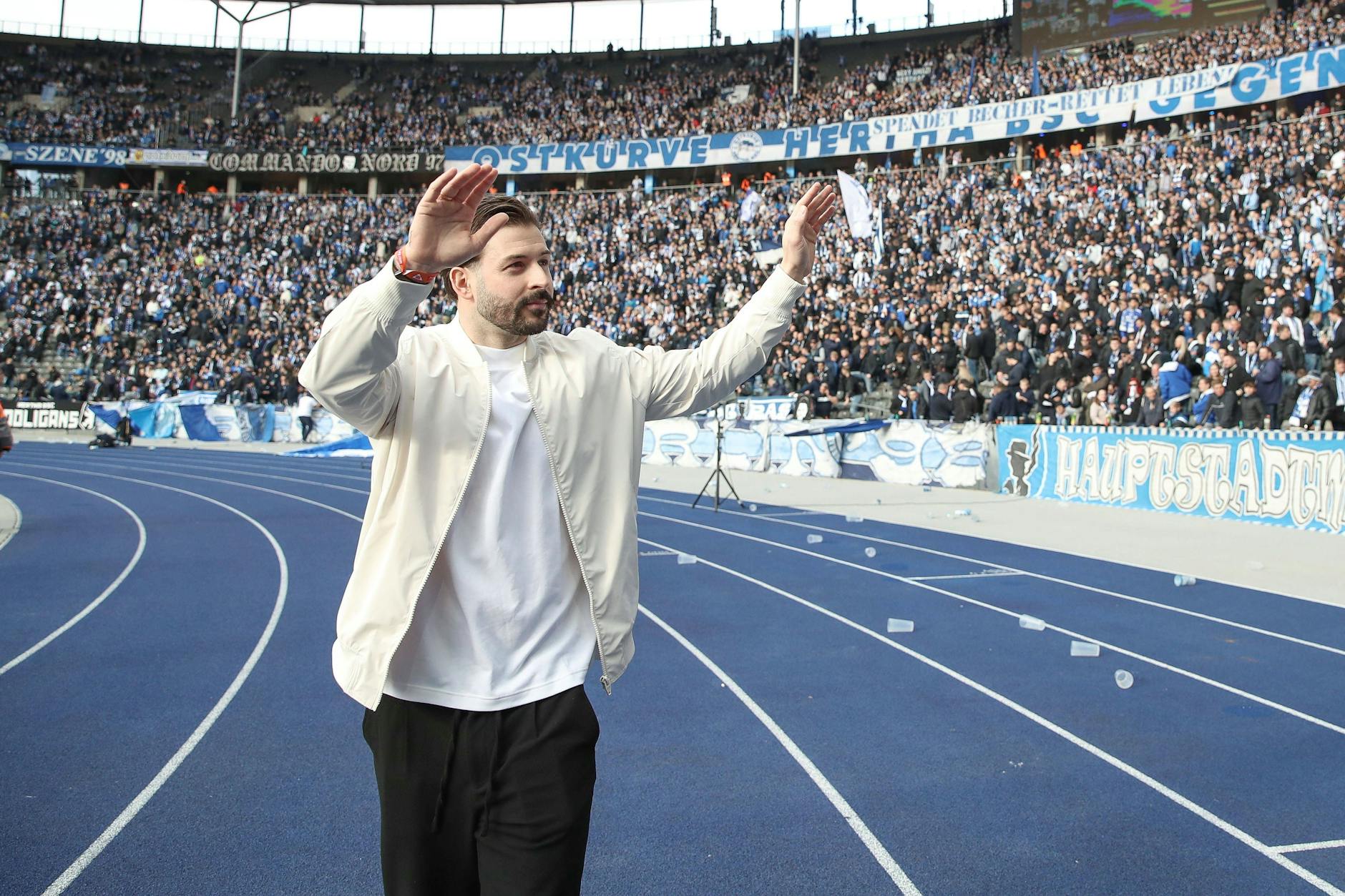 Erst 2024 wurde Marvin Plattenhardt offiziell verabschiedet und von den Fans von Hertha BSC gefeiert.