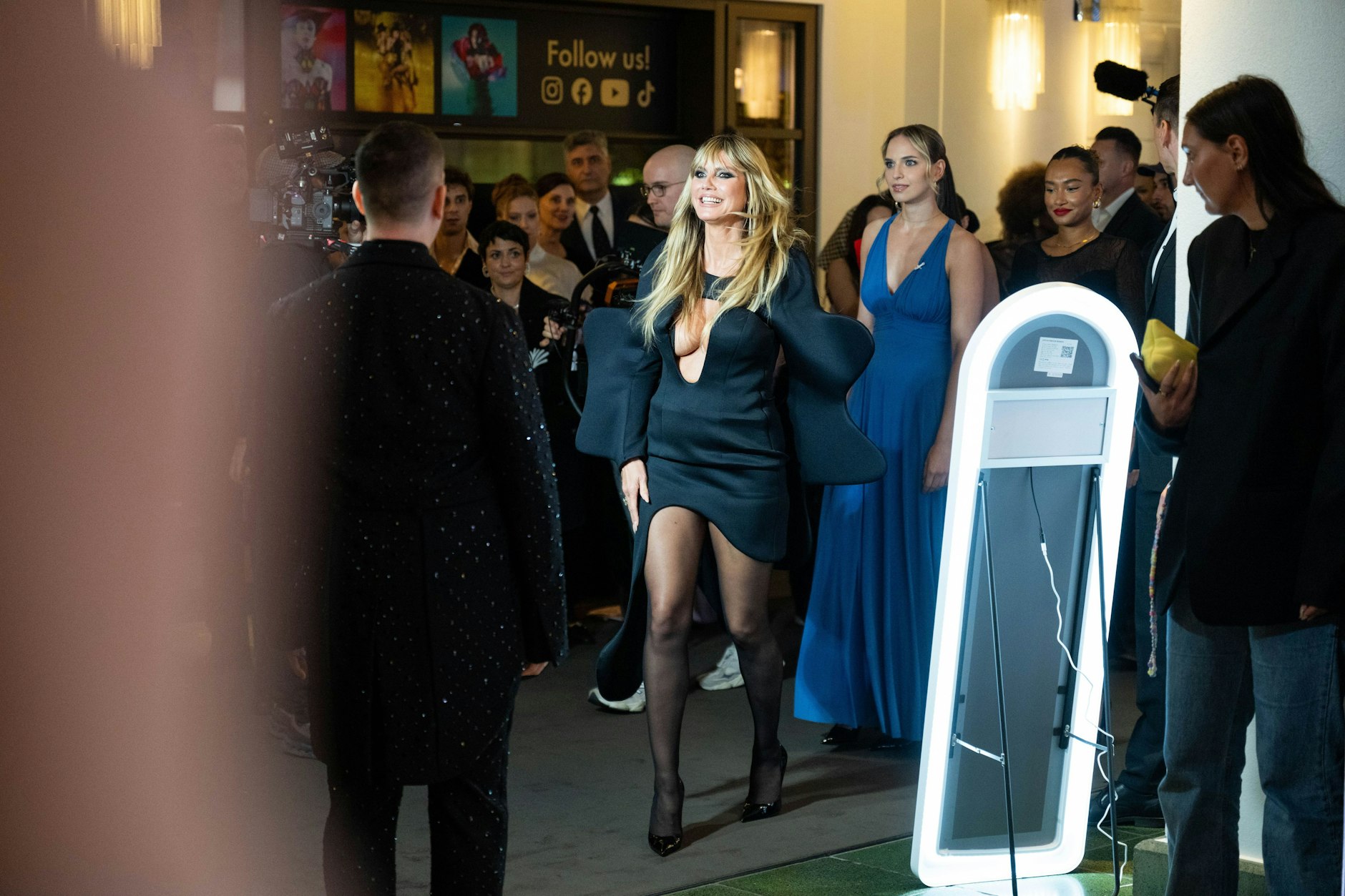 Heidi Klum kam am Abend zur Premiere der neuen Show Blinded by delight im Friedrichstadt-Palast.